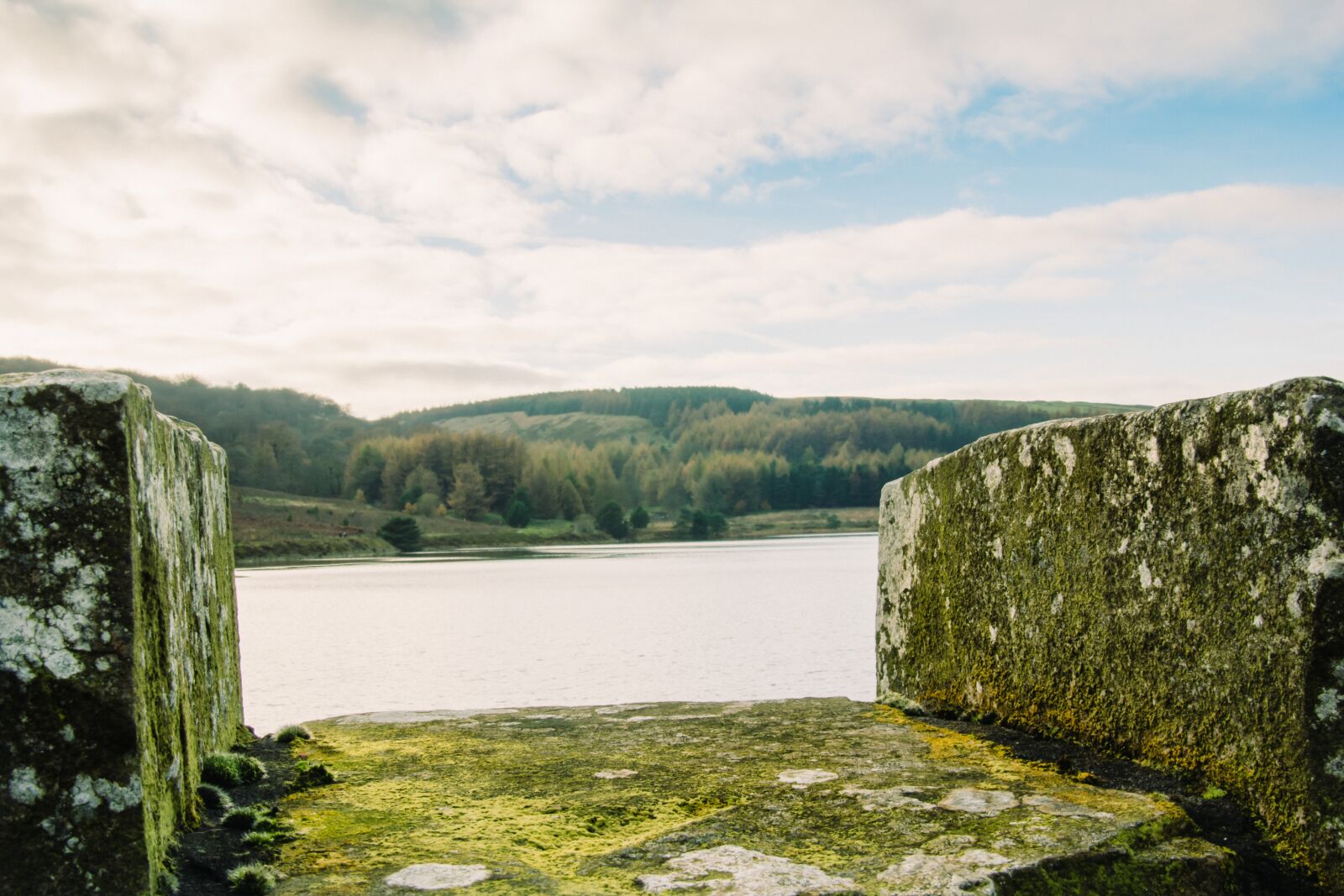 Canon EOS 60D sample photo. Reservoir, stones, lake photography
