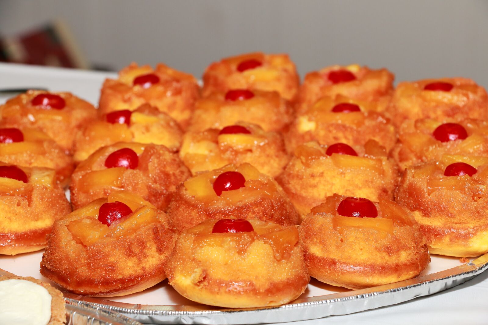 Canon EOS 70D sample photo. Cake, treats, desserts photography