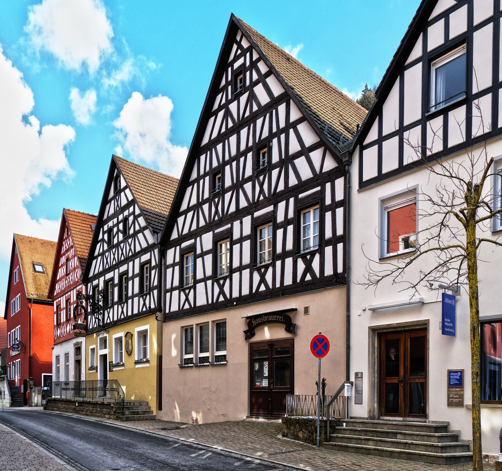 Panasonic Lumix DMC-FZ1000 sample photo. Fachwerkhaus, building, facade photography