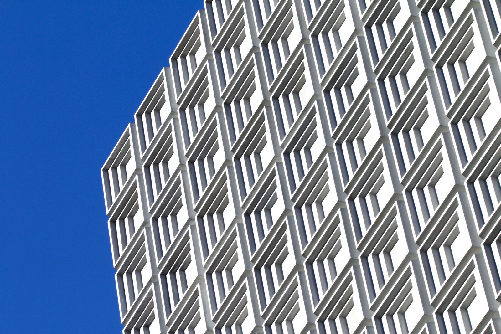 Canon EOS 70D sample photo. Architecture, building, facade photography