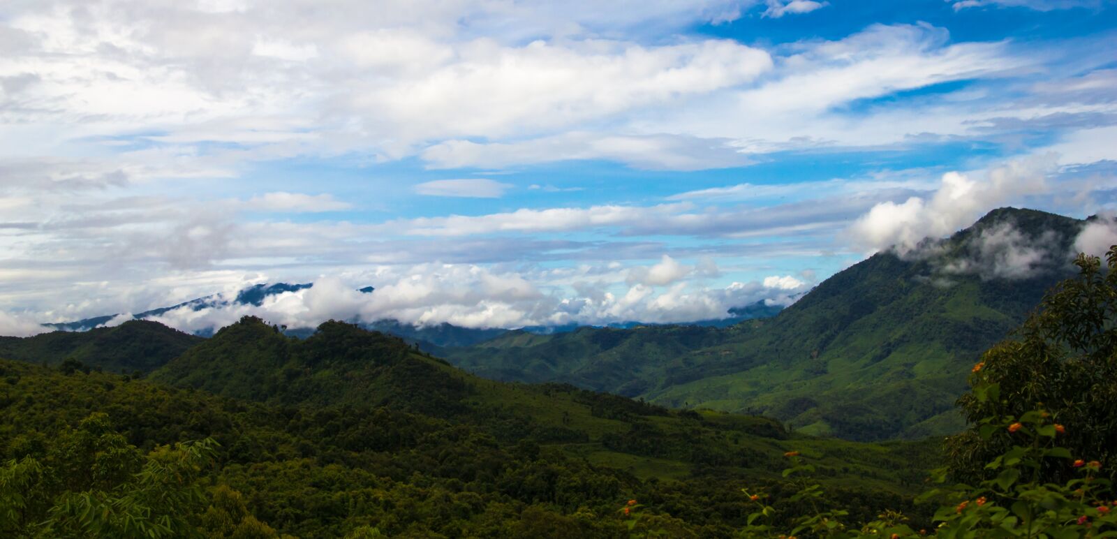 Canon EOS 550D (EOS Rebel T2i / EOS Kiss X4) sample photo. Nature, panoramic, mountain photography