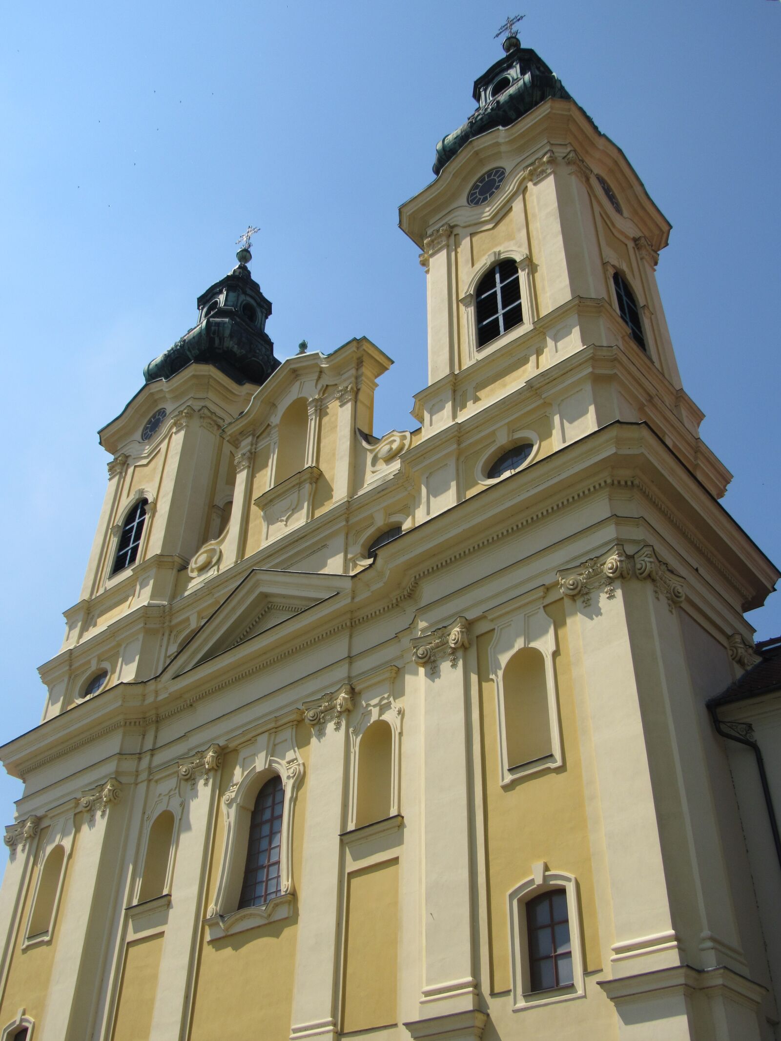 Canon PowerShot SX530 HS sample photo. Nitrify, slovakia, cathedral photography