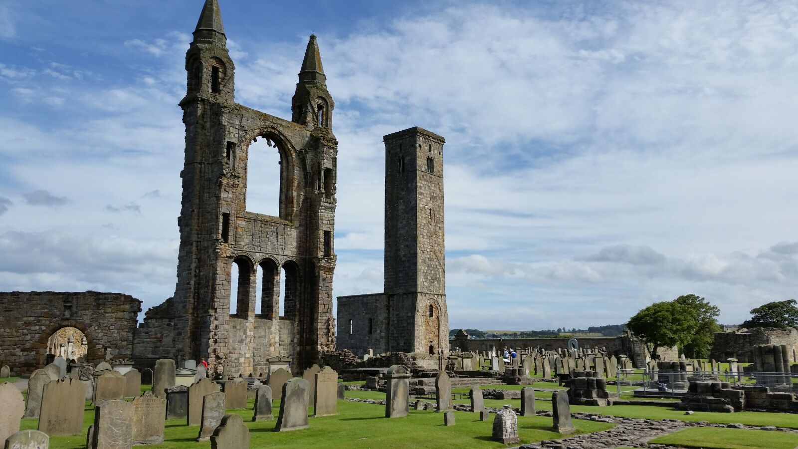 Samsung Galaxy S5 sample photo. Castle, scotland, ruins photography