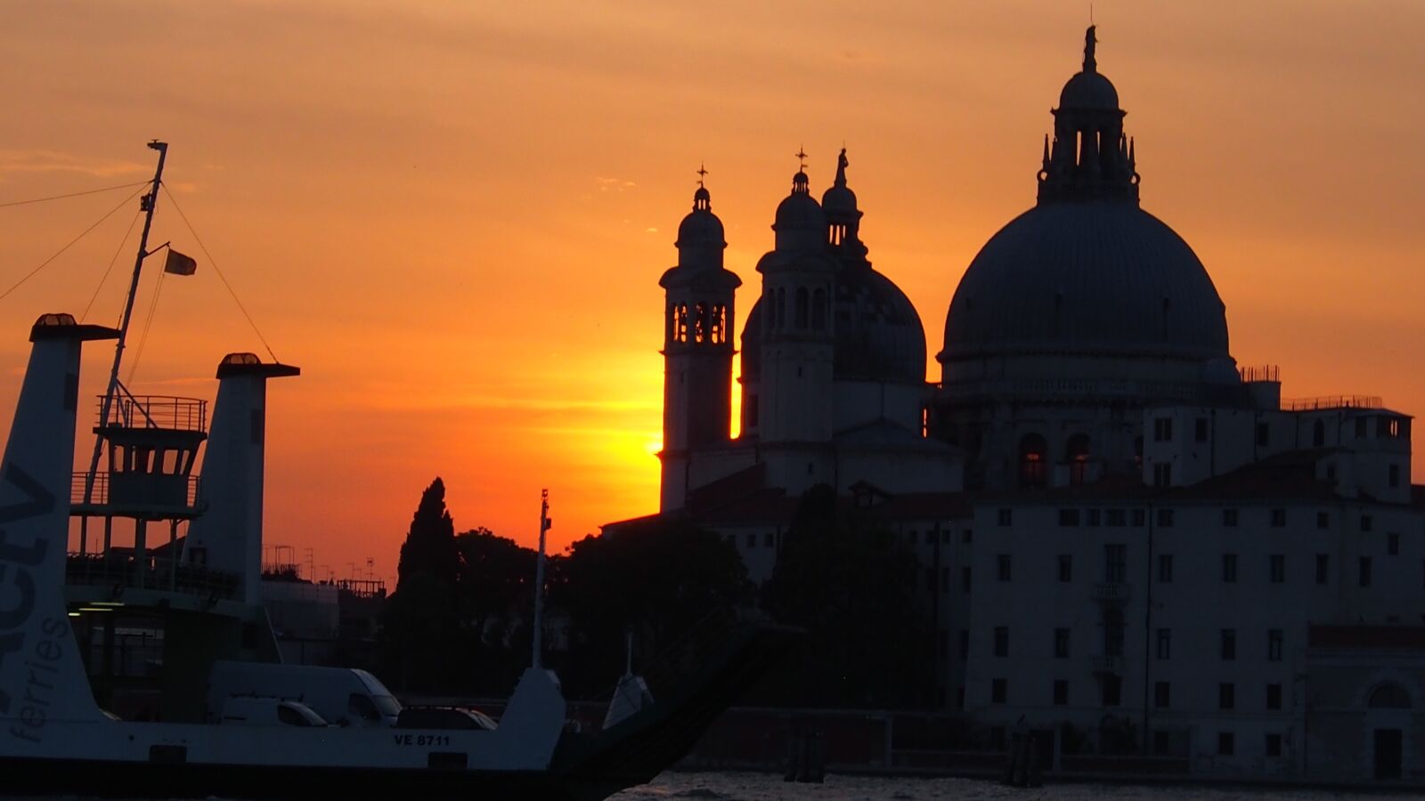 Olympus OM-D E-M5 sample photo. Venice, italy, europe photography