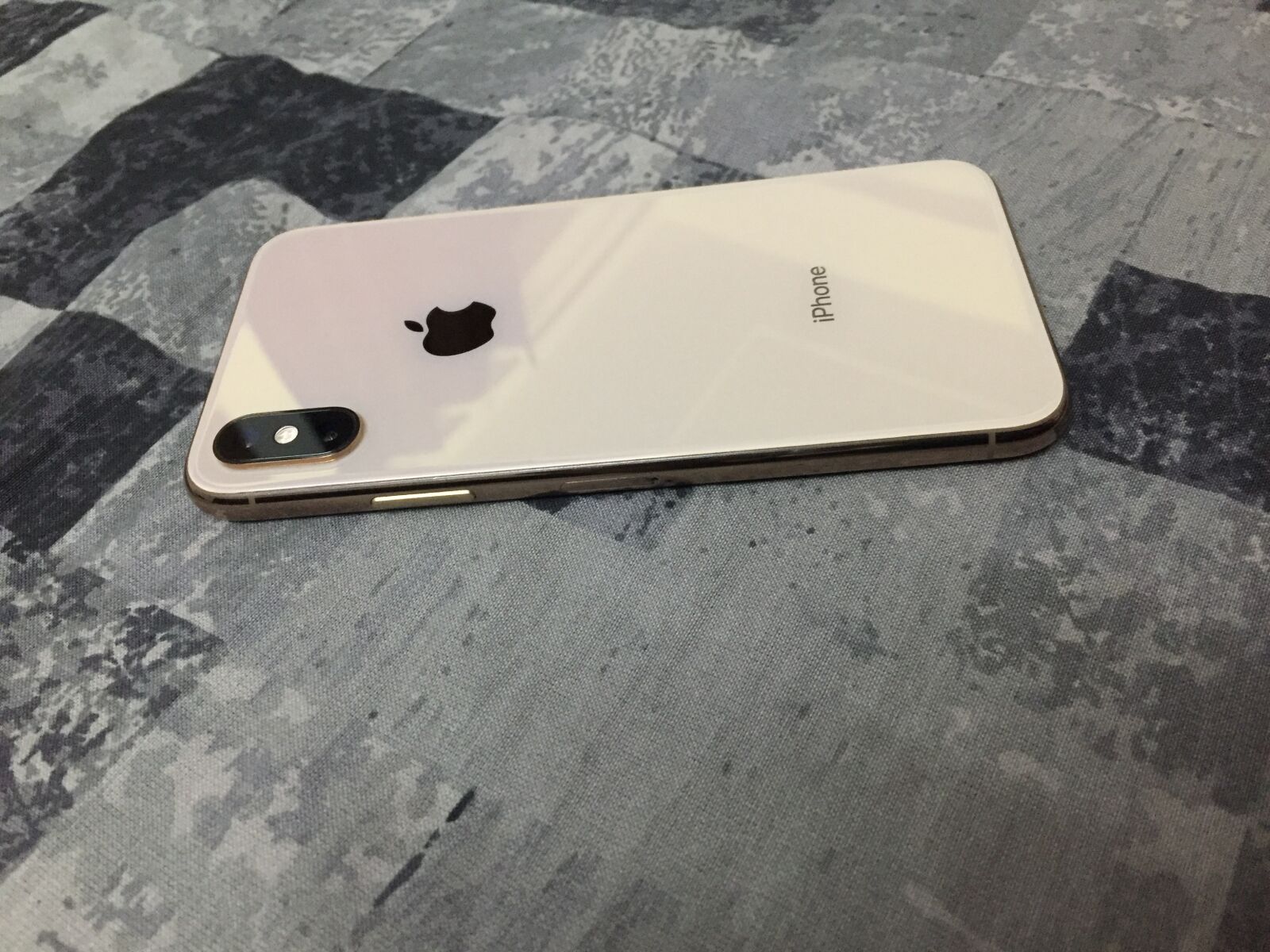 iPhone 6 back camera 4.15mm f/2.2 sample photo. Iphonexs, iphone, apple photography