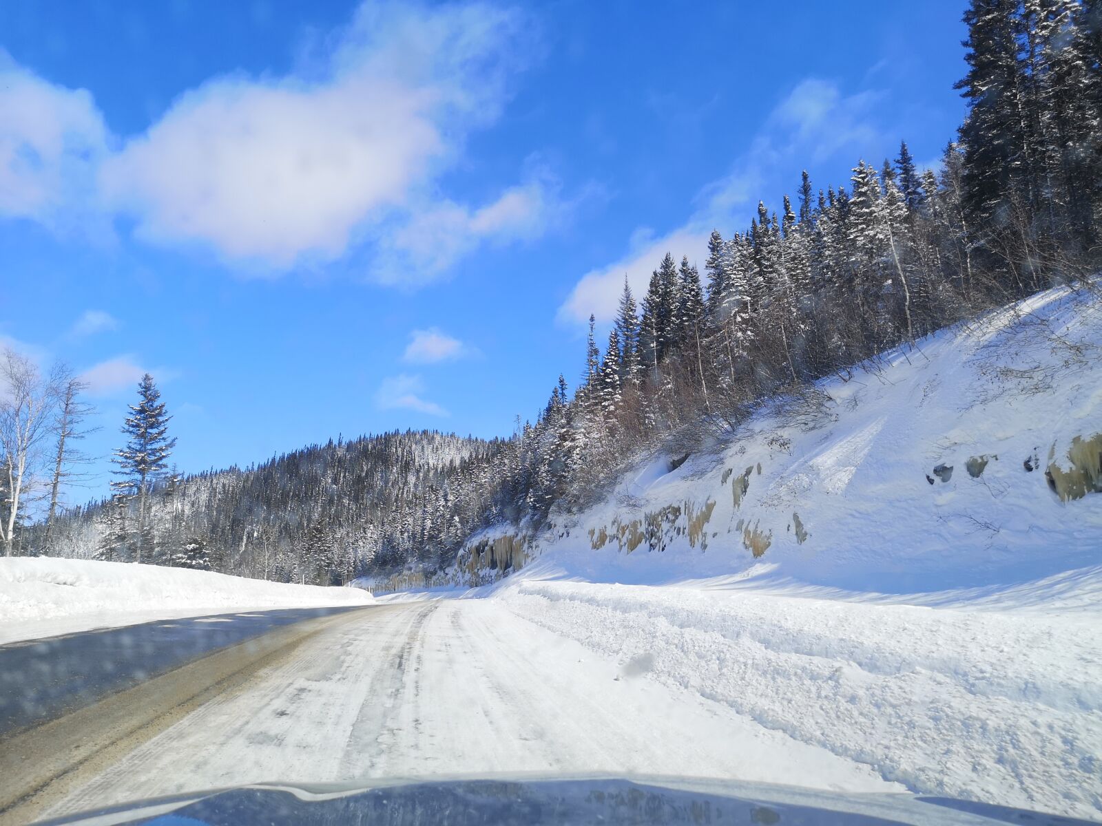 HUAWEI P20 Pro sample photo. Winter, snow road, mountains photography