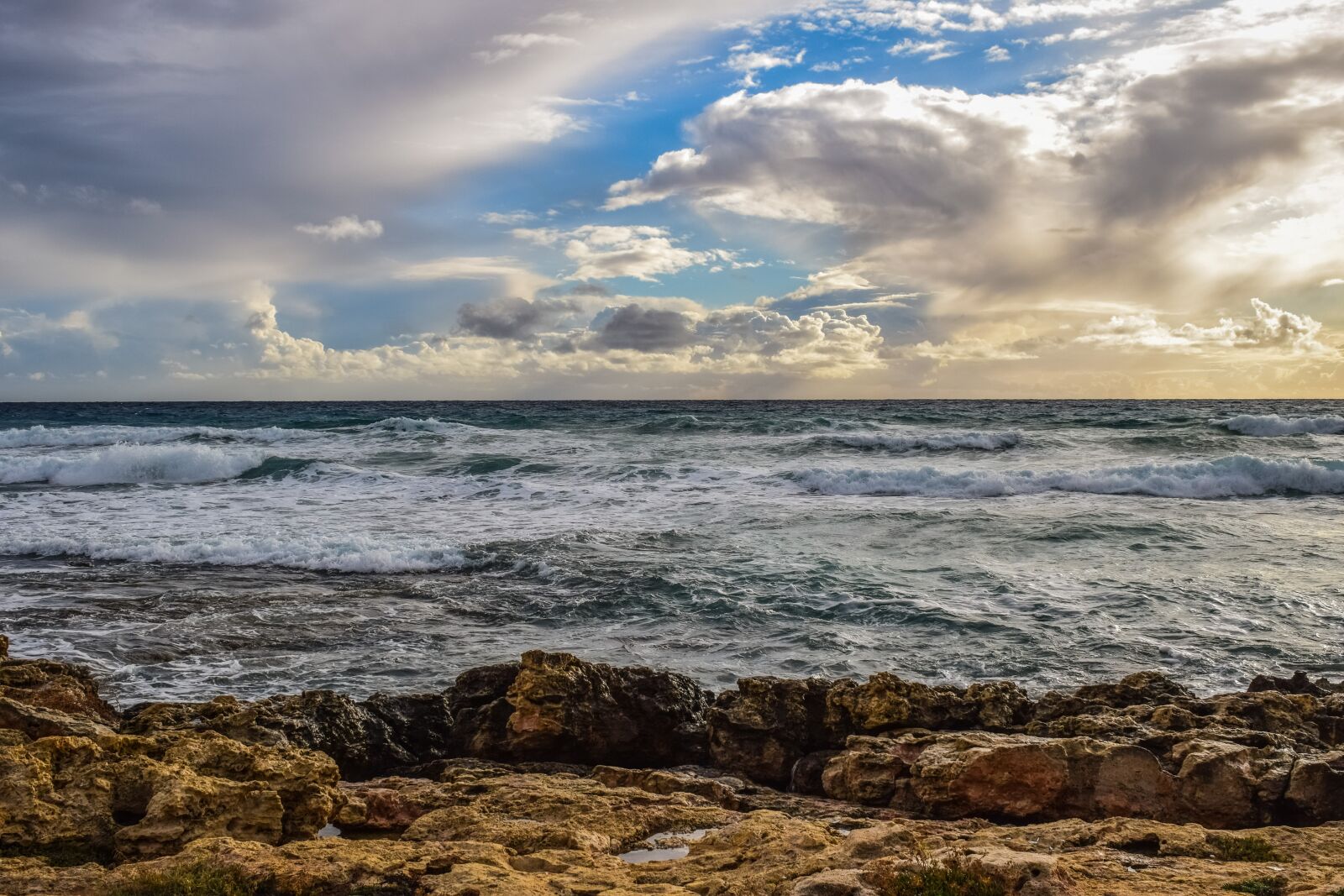 Nikon D3300 sample photo. Sea, sky, clouds photography
