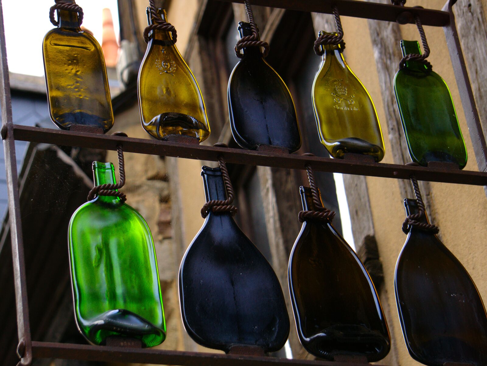 Sony E 55-210mm F4.5-6.3 OSS sample photo. Teaches, decoration, bottle photography