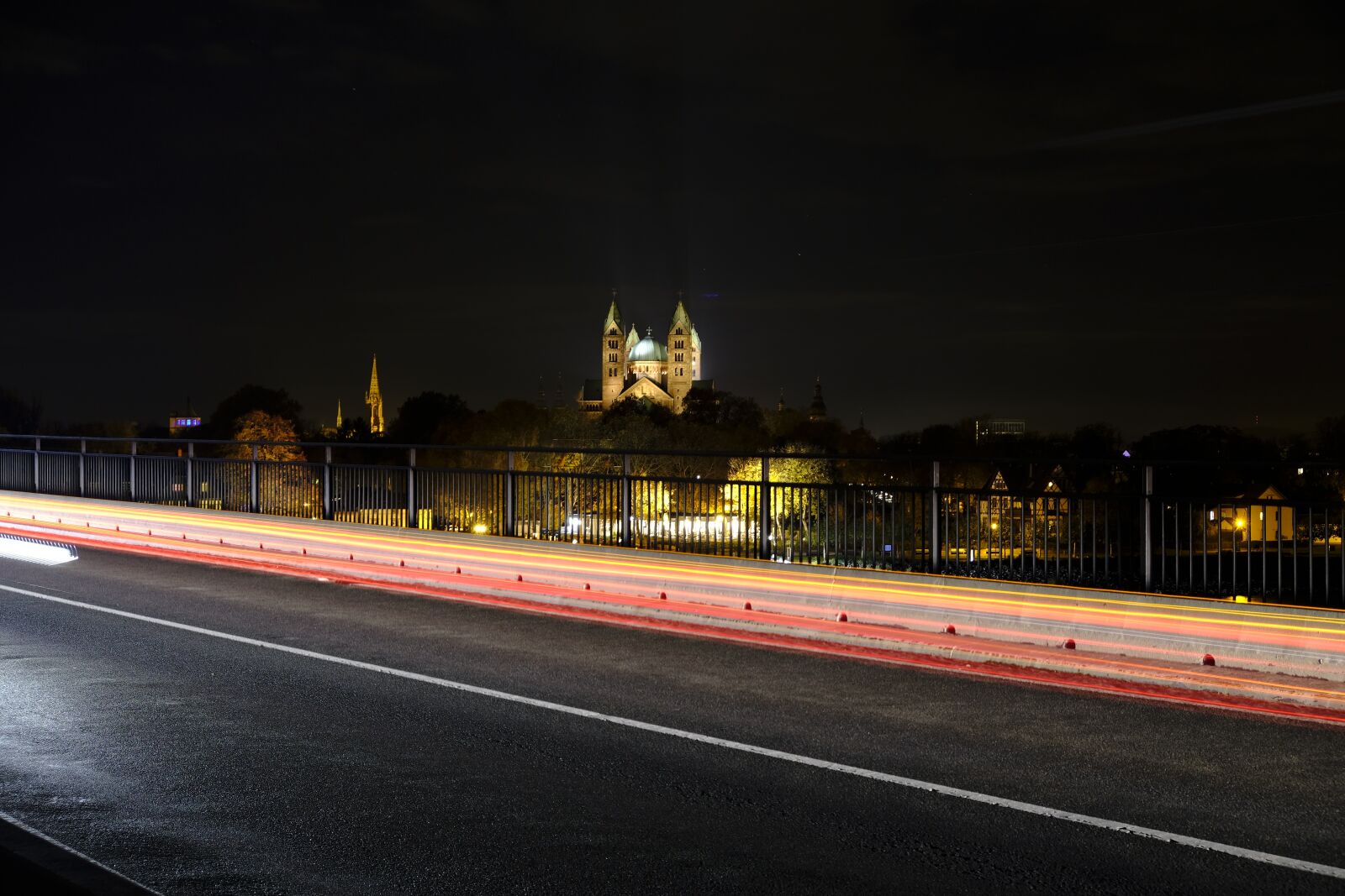 Fujifilm XF 18-55mm F2.8-4 R LM OIS sample photo. Speyer, dom, night photography