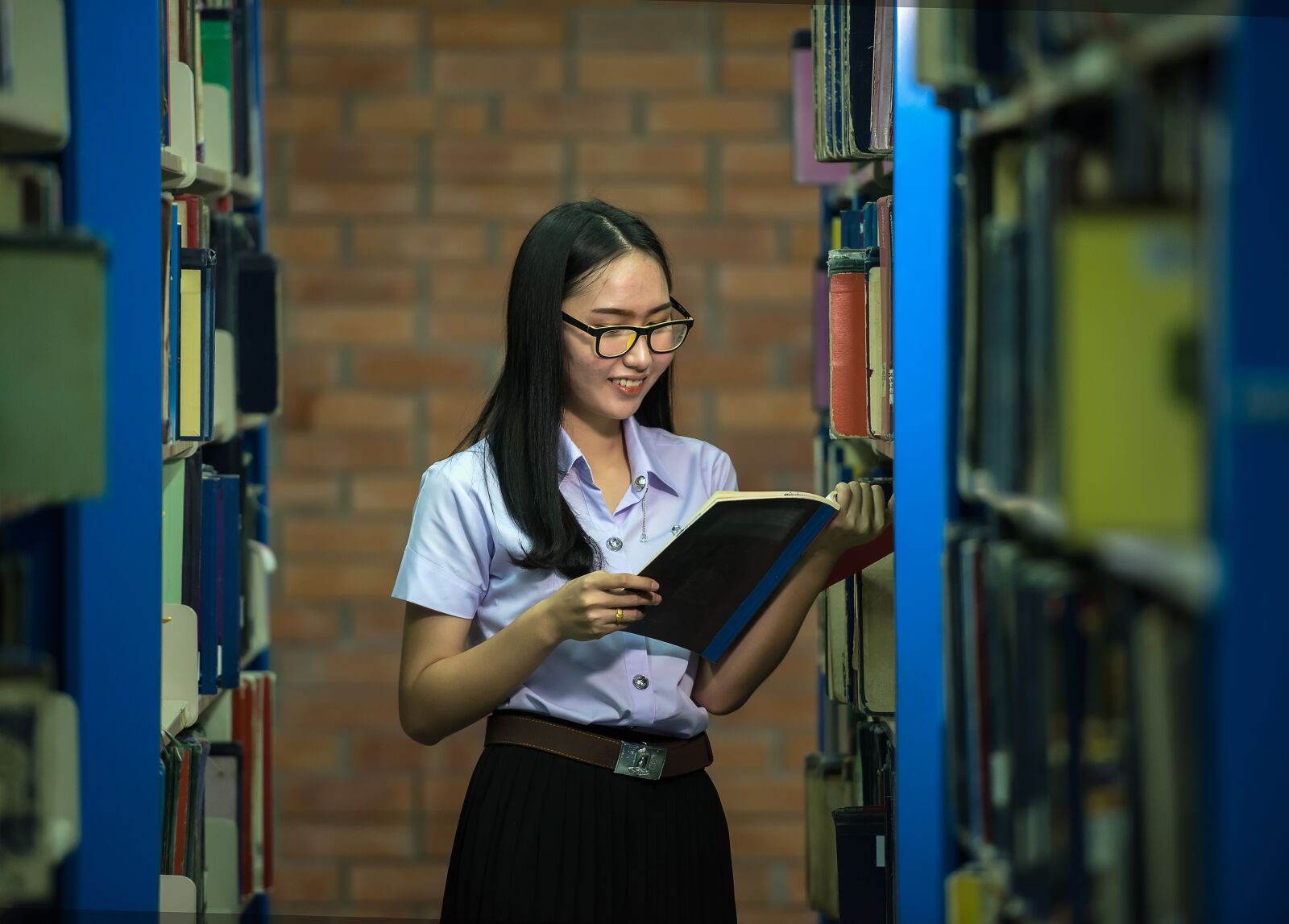 Nikon D810 sample photo. Library, study of, classmate photography