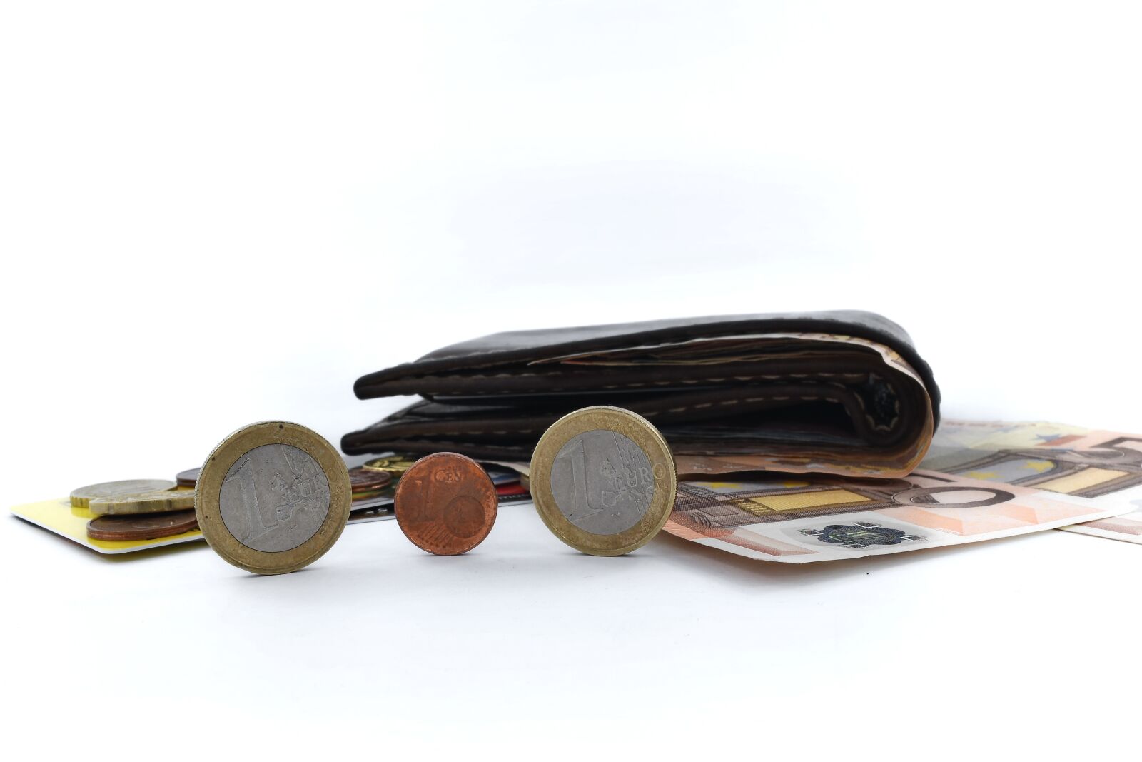 Nikon D5500 sample photo. Euro, money, savings, business photography