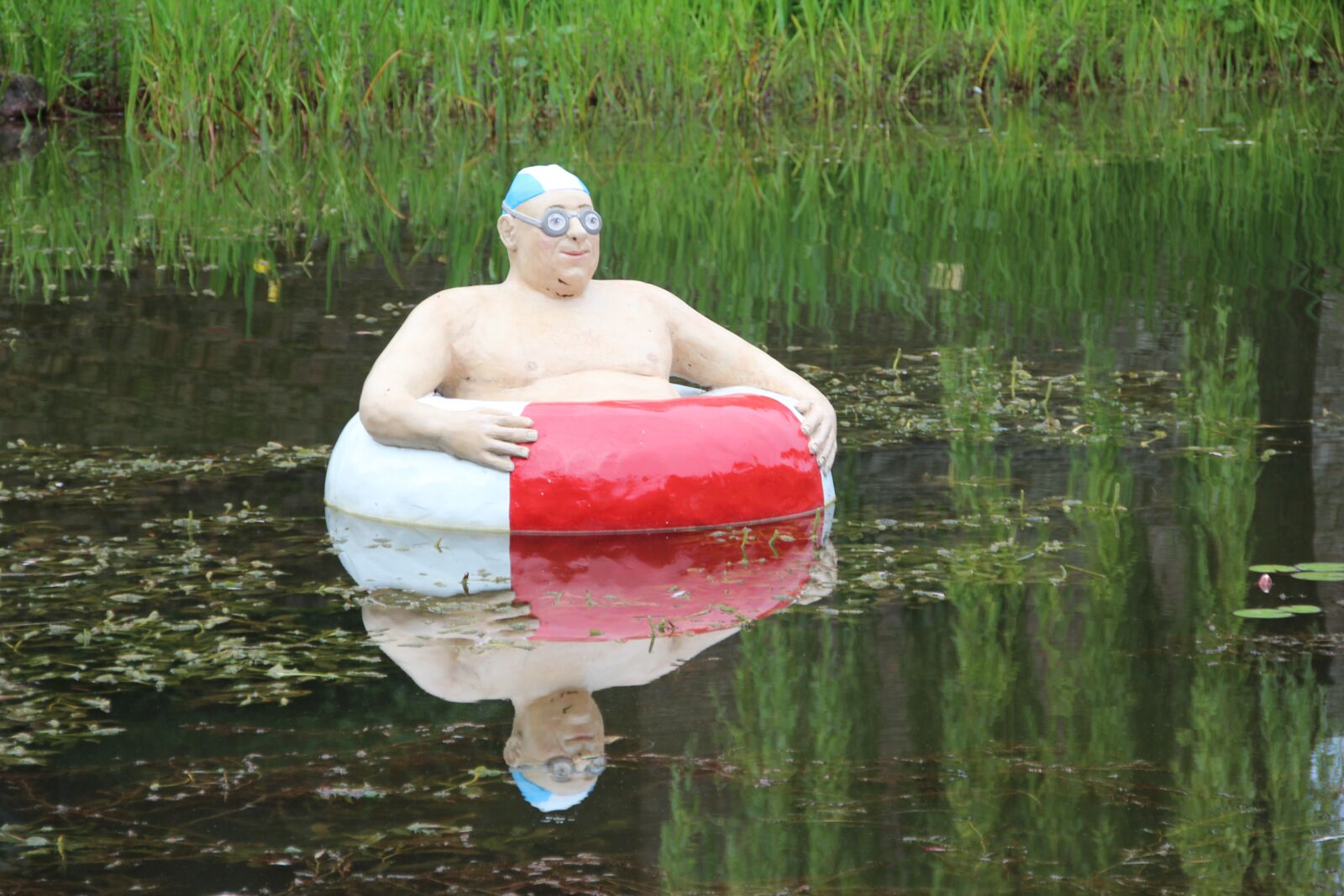 Canon EOS 600D (Rebel EOS T3i / EOS Kiss X5) sample photo. Sculpture, water, relax photography