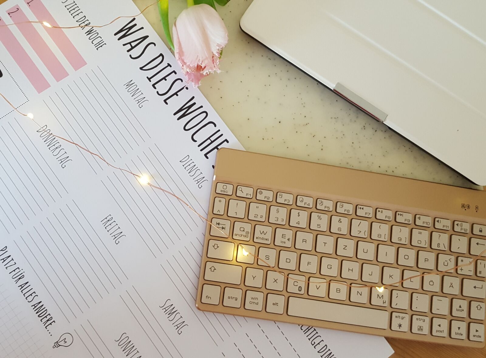 Samsung Galaxy S6 sample photo. Tablet, keyboard, laptop photography