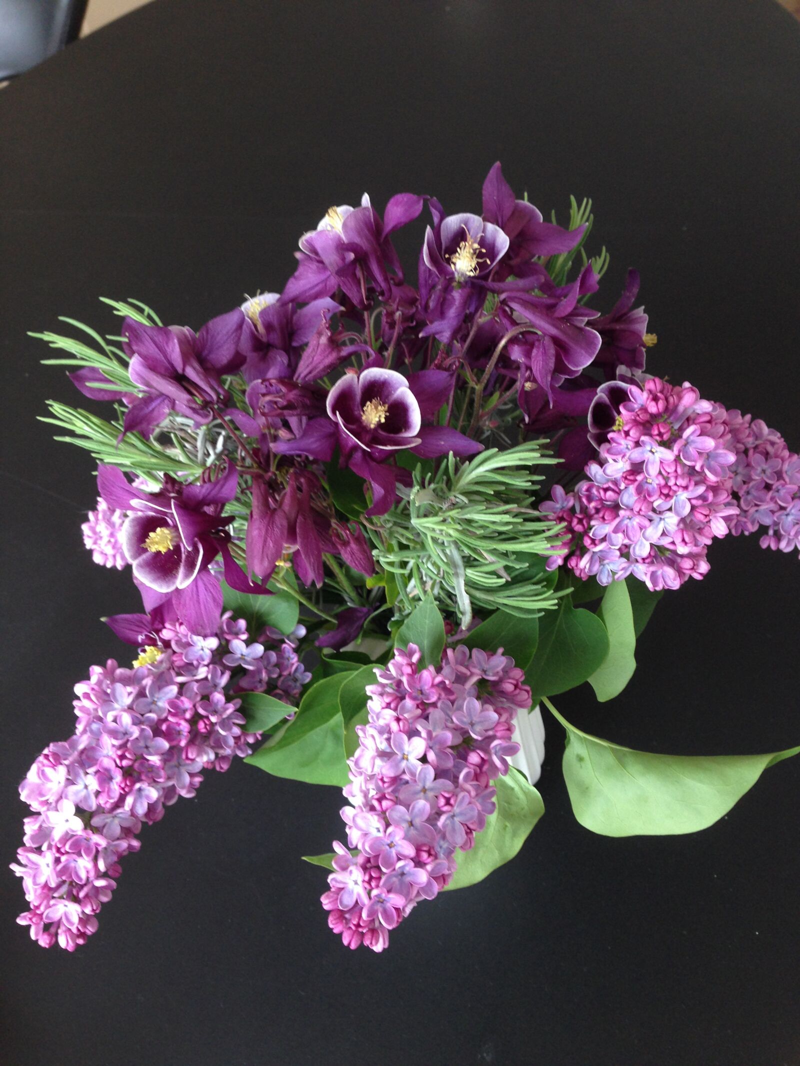 iPhone 5 back camera 4.12mm f/2.4 sample photo. Flowers, decoration, decorative photography