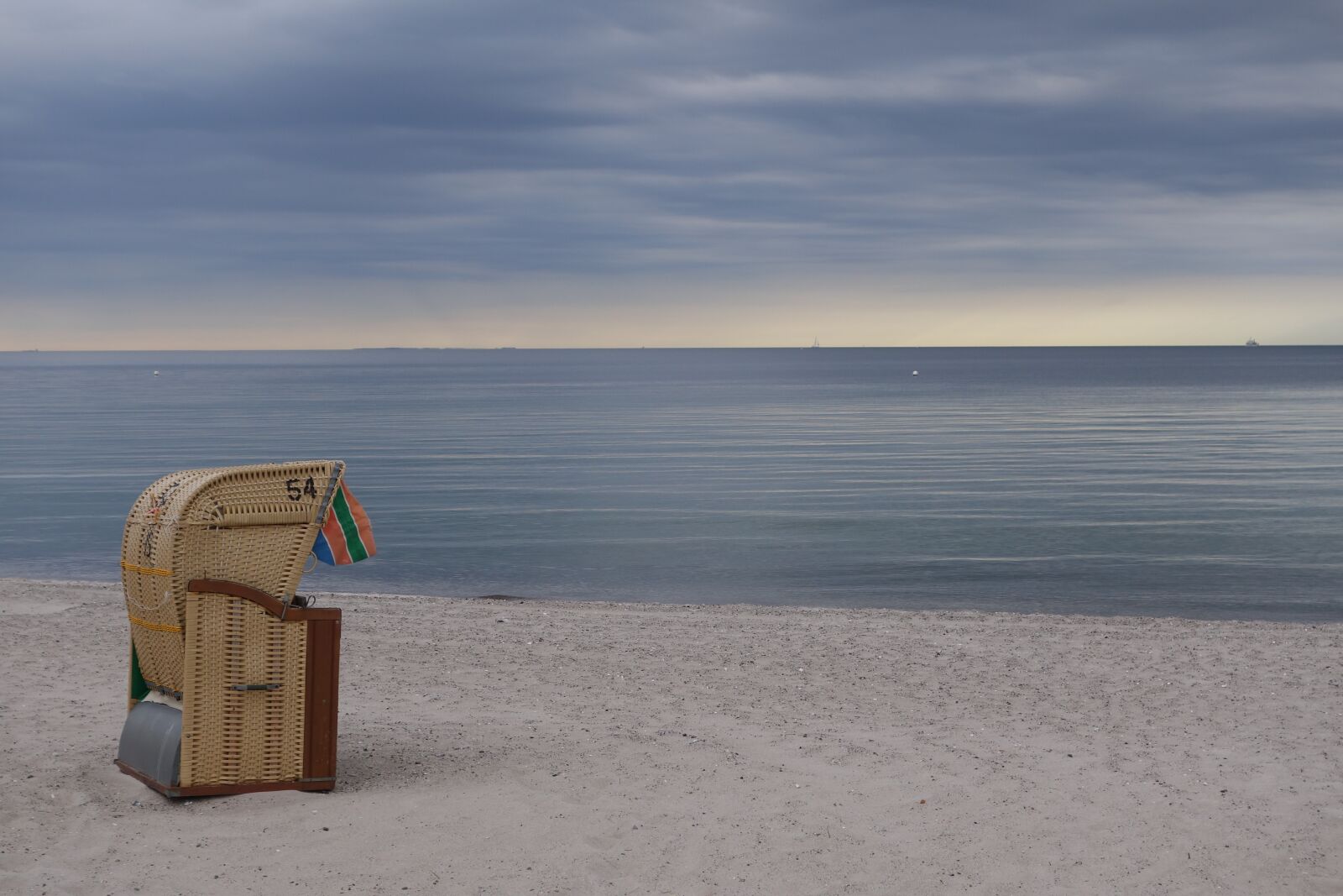 Sony Cyber-shot DSC-RX100 II sample photo. Beach, beach chair, baltic photography