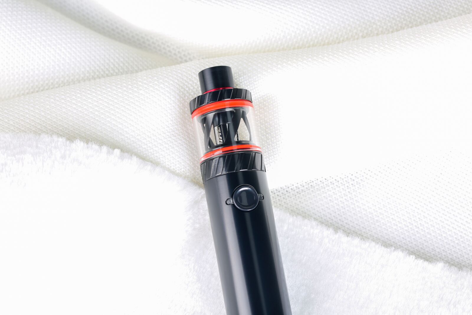 Canon EF 100mm F2.8L Macro IS USM sample photo. Vape, electronic cigarette, uwell photography