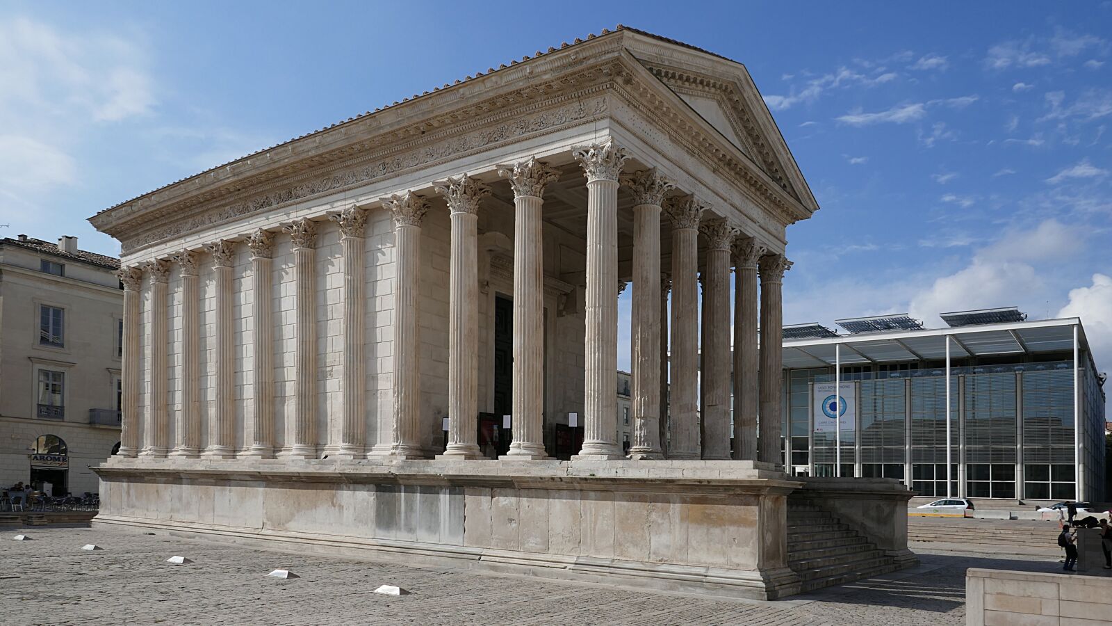 Panasonic Lumix DMC-ZS100 (Lumix DMC-TZ100) sample photo. Maison-carrée, roman, temple photography