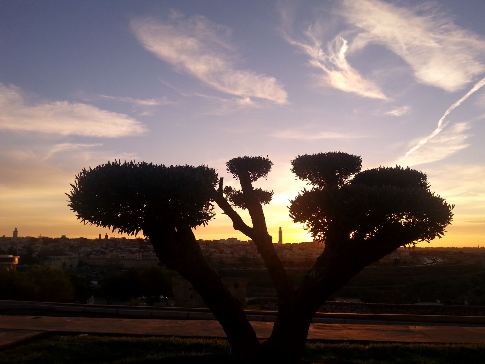Samsung Galaxy S3 sample photo. Layer, r, sun photography