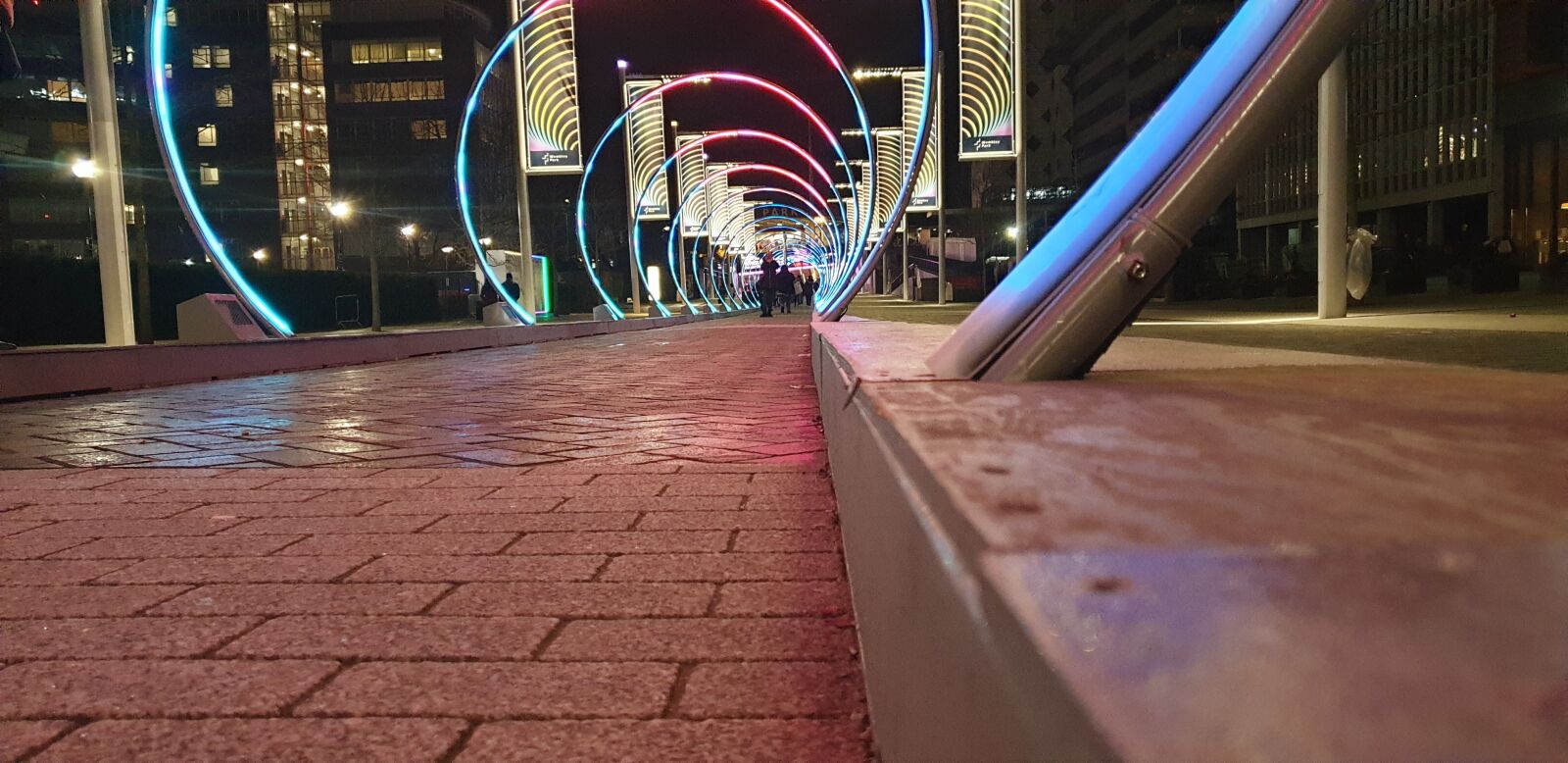 Samsung Galaxy Note9 sample photo. Lights, nightlife, tranquility photography
