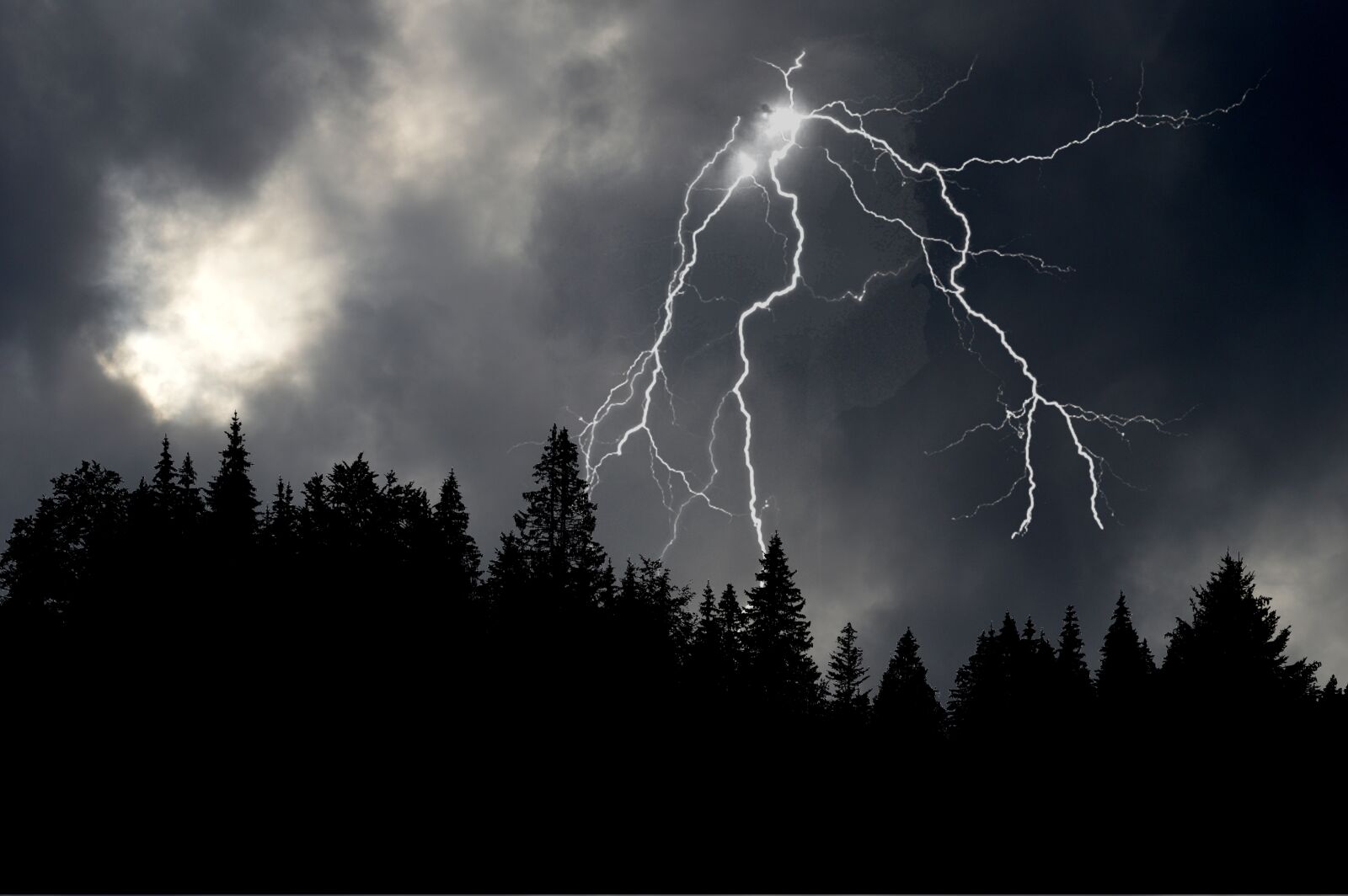 Nikon D3200 sample photo. Lightning, storm, night photography