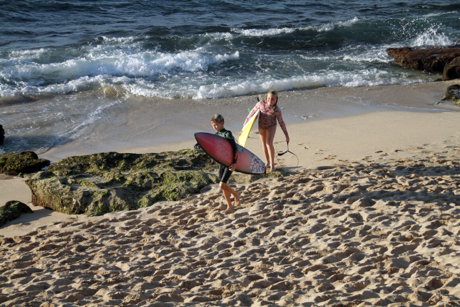 Canon EOS 7D sample photo. Surfers, children, beach photography