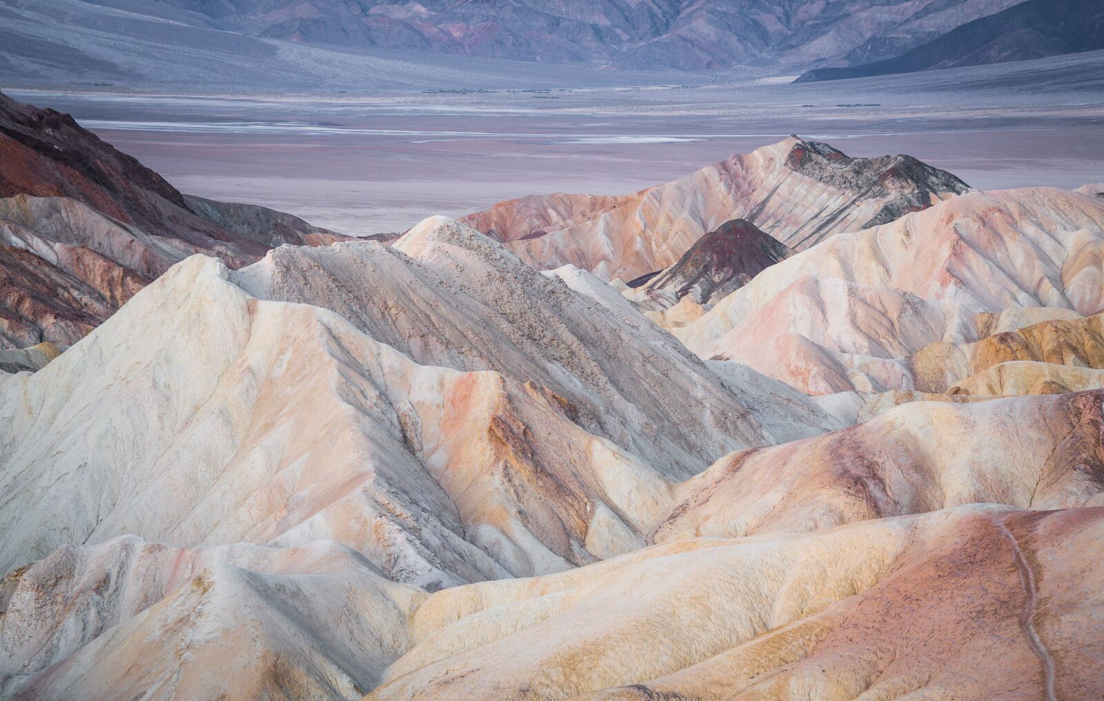 Sony a6300 + Sony E PZ 18-105mm F4 G OSS sample photo. Death valley, california, desert photography
