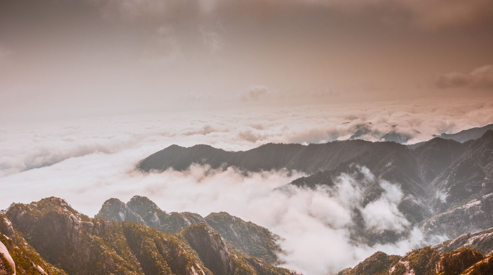 Nikon D5200 sample photo. Huangshan, clouds, xian qi photography