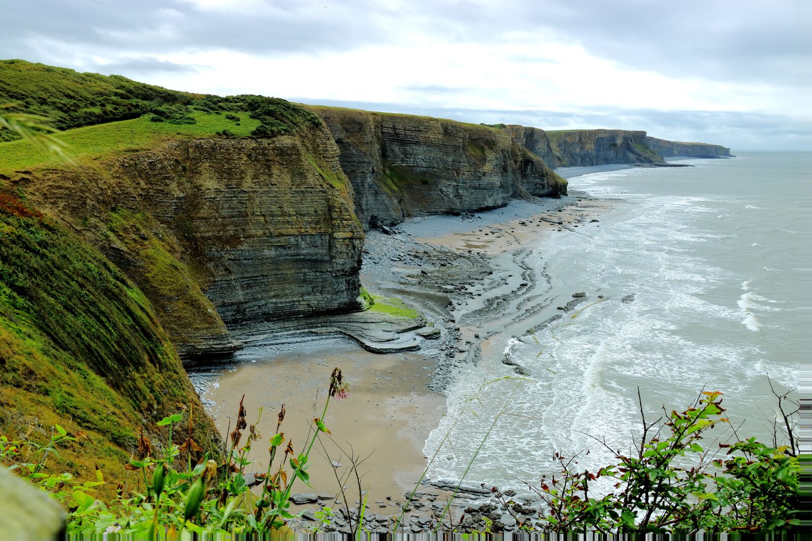 Canon EOS 750D (EOS Rebel T6i / EOS Kiss X8i) sample photo. Landscape, rock, sky photography