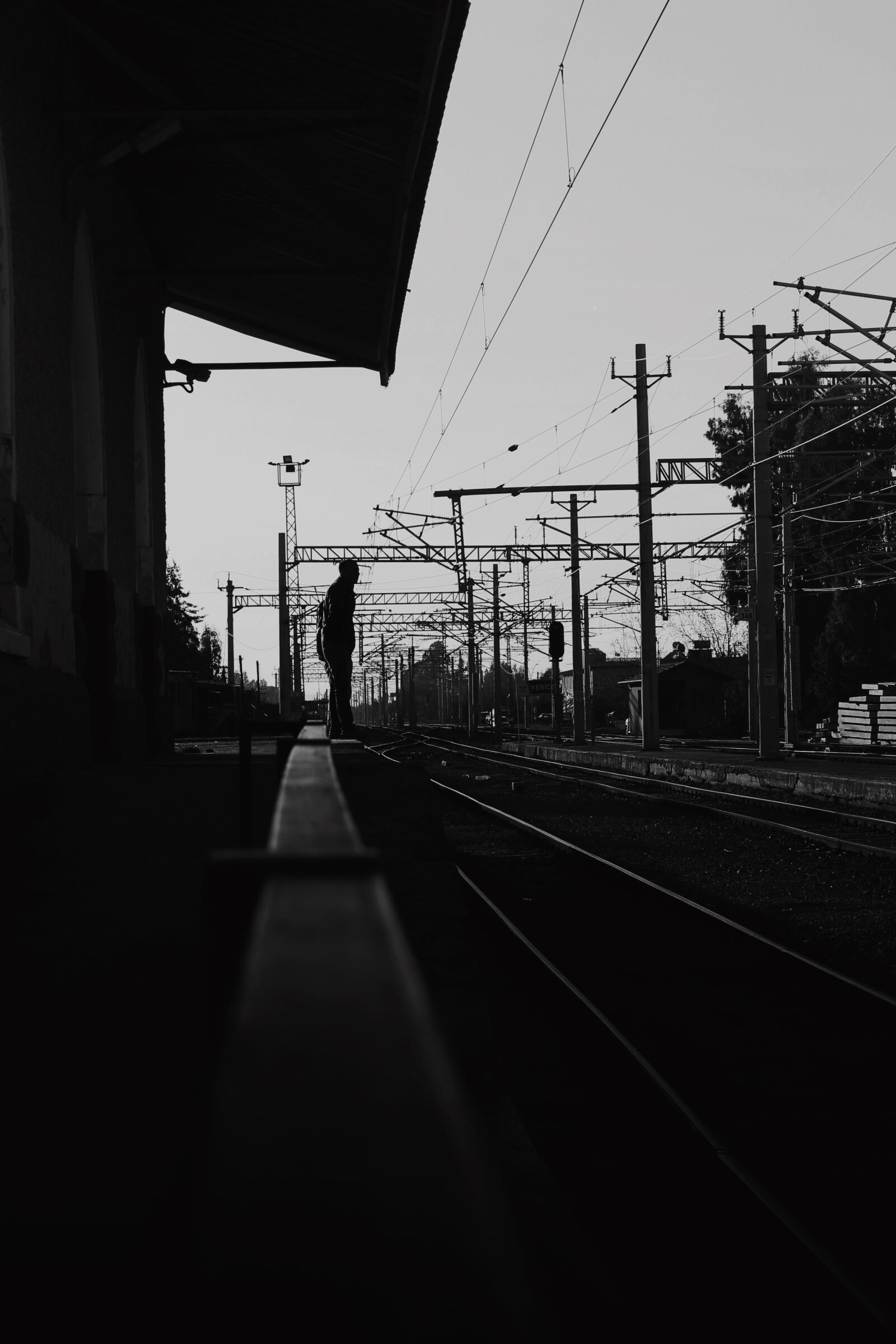 Canon EOS 1100D (EOS Rebel T3 / EOS Kiss X50) sample photo. Train, black, white photography
