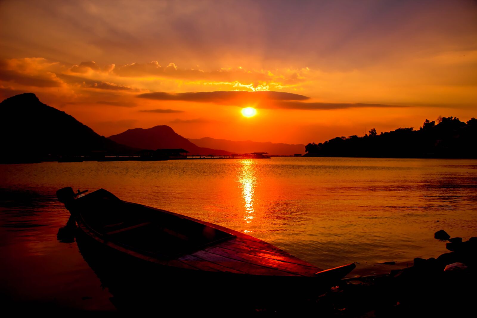 Canon EOS 100D (EOS Rebel SL1 / EOS Kiss X7) sample photo. Indonesian, jatiluhur, sunset photography