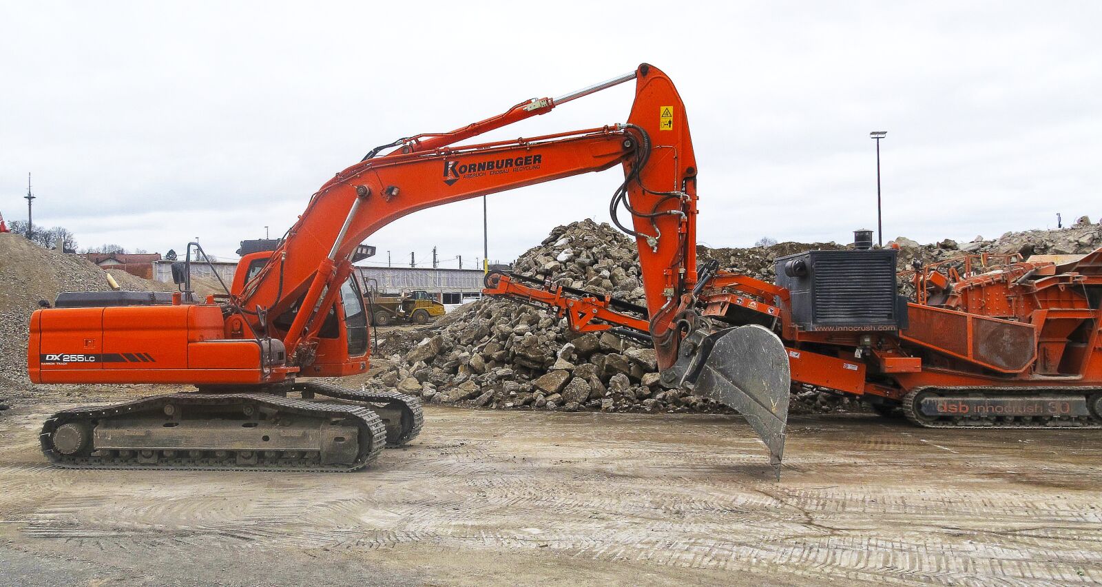 Canon PowerShot G12 sample photo. Excavators, sorting grapple, demolition photography