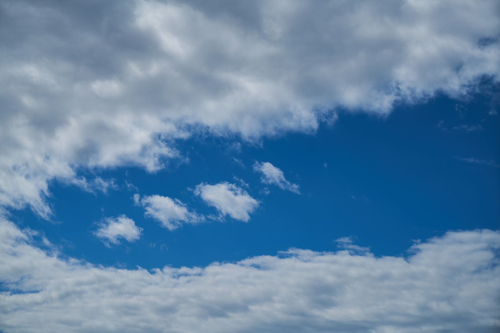 Sony a7R II sample photo. Cloud, blue, summer photography