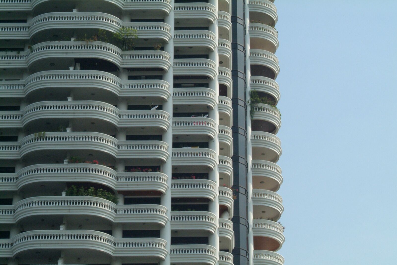 Fujifilm FinePix S3 Pro sample photo. Bangkok, thailand, architecture photography