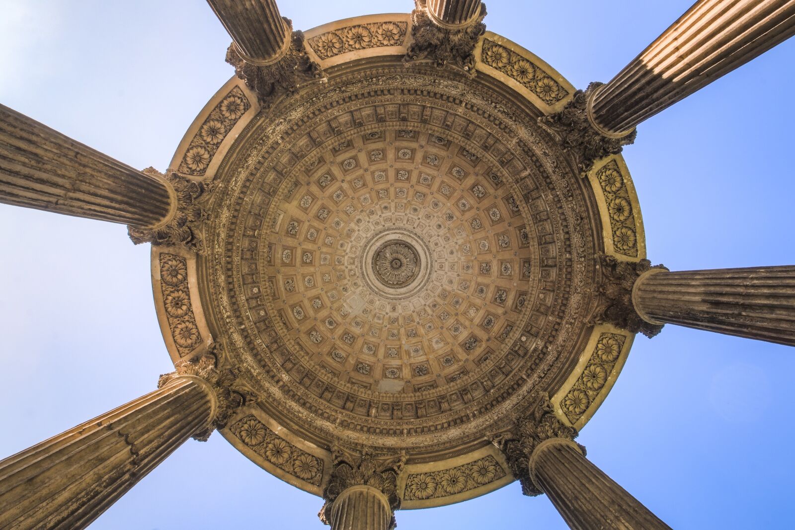 Canon EOS 70D sample photo. Building, perspective, architecture photography