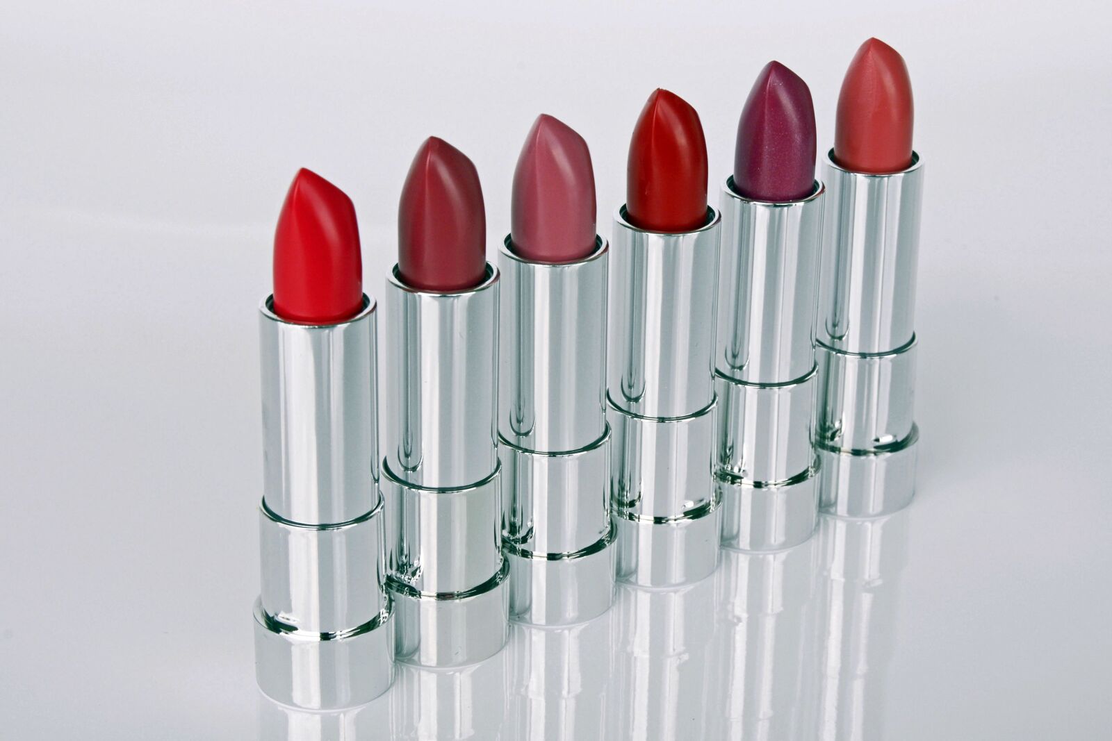 Nikon D7100 sample photo. Lipstick, cosmetics, lips photography