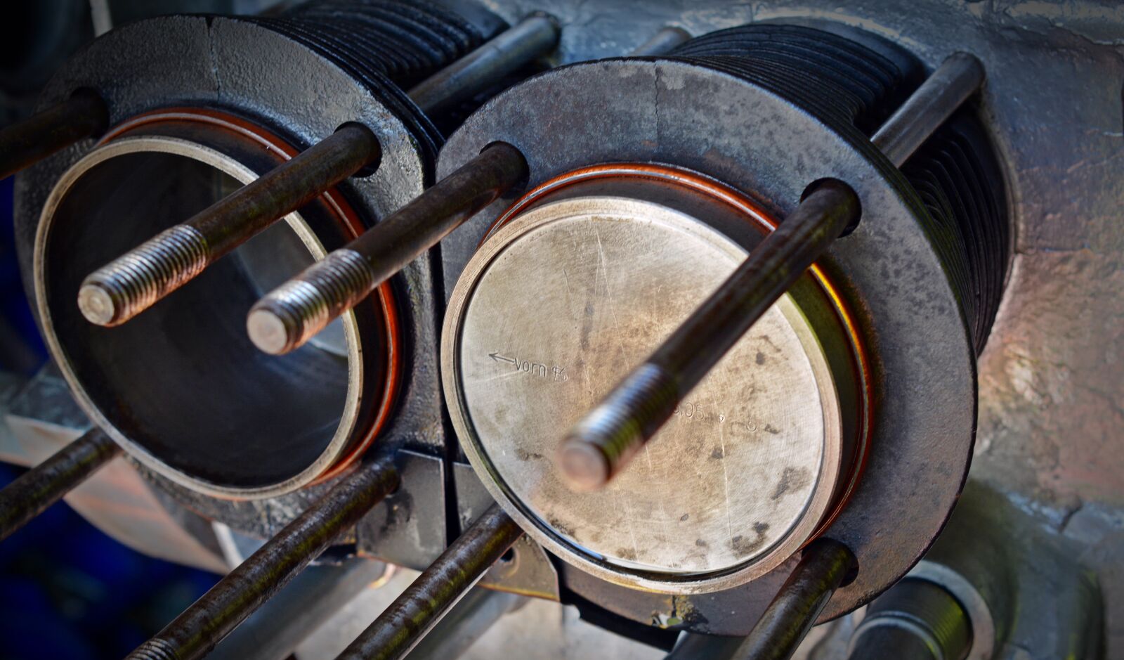 Nikon D5200 sample photo. Piston, cylinder, steel photography