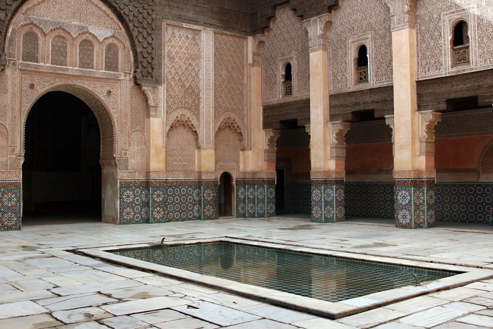 Canon EOS 30D sample photo. Old, arches, architecture photography