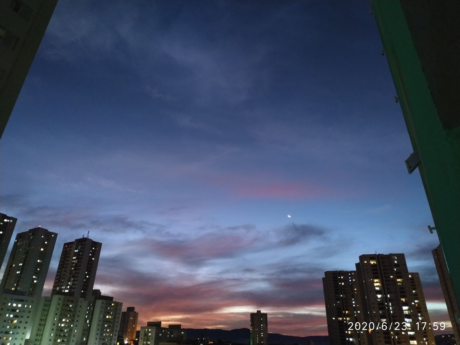 Xiaomi MI 8 Lite sample photo. Sky, guarulhos, buildings photography
