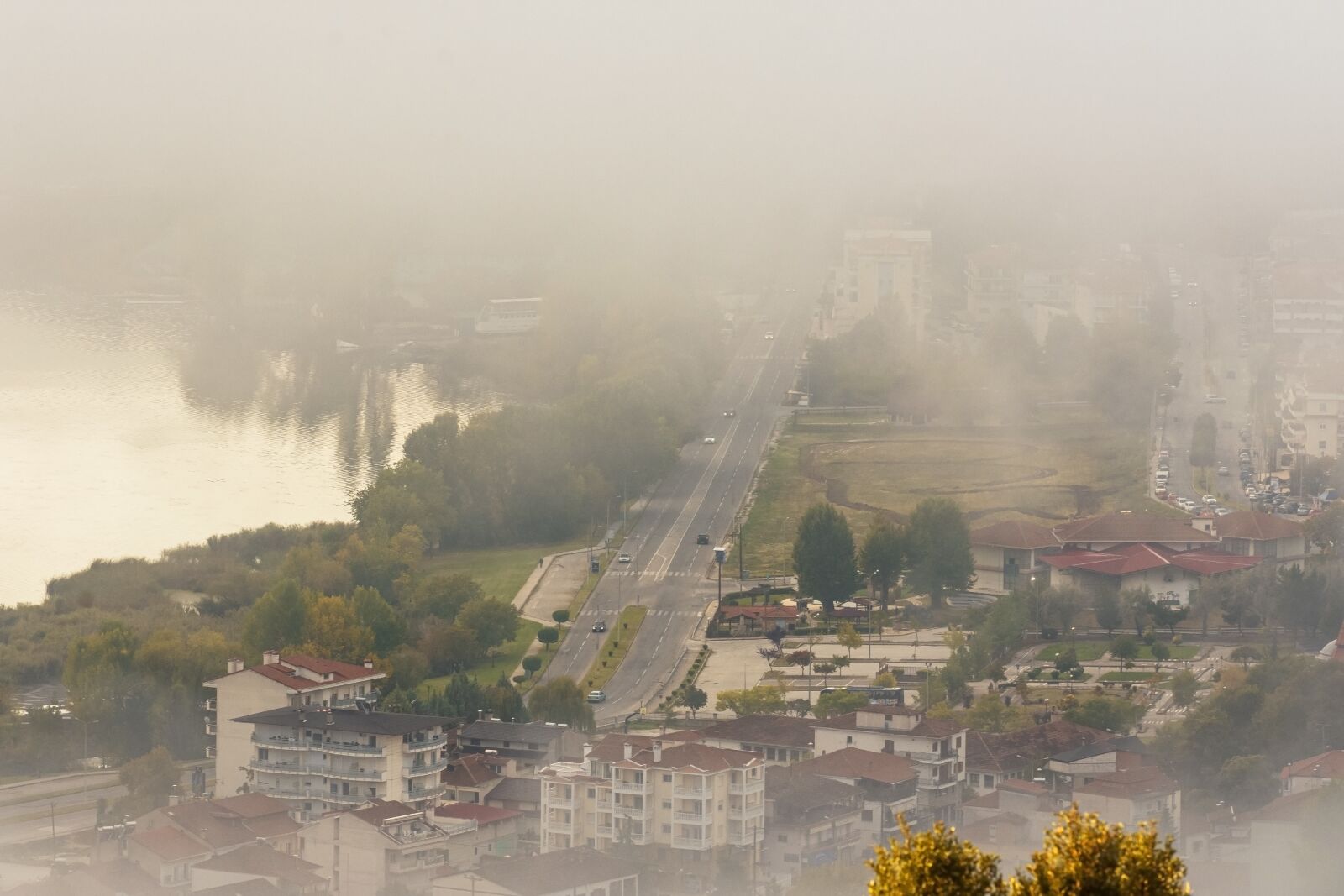 Nikon D7200 sample photo. Fog, autumn, foggy photography