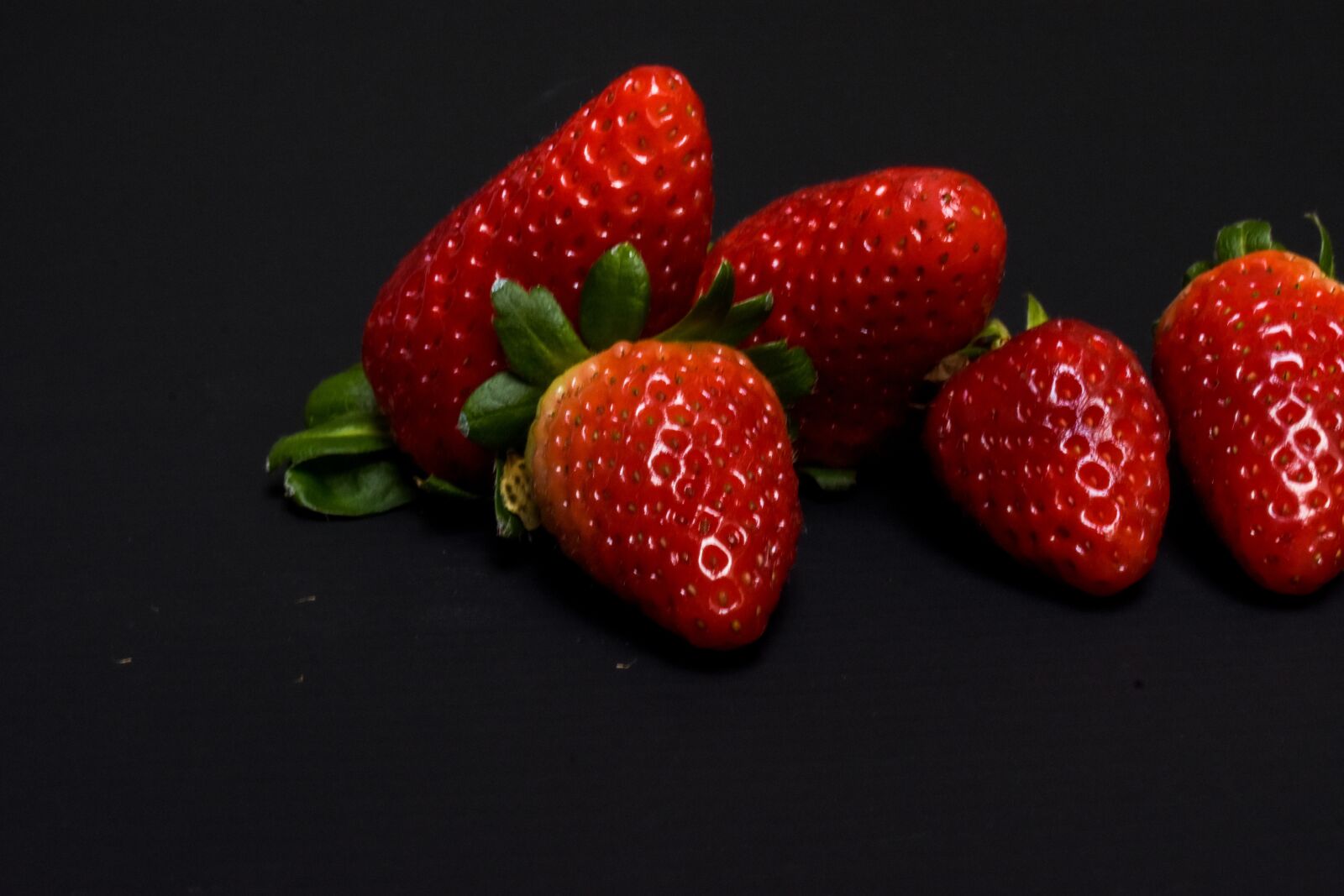 Nikon D3400 sample photo. Strawberry, fruit, fresh photography