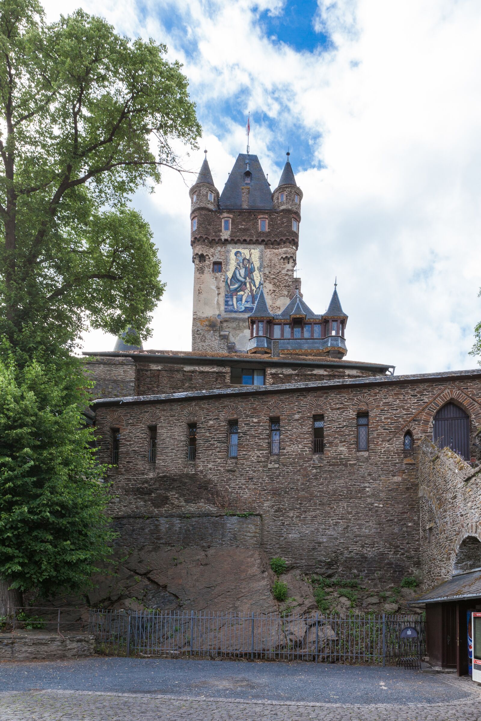Canon EOS 5D Mark II sample photo. Castle, cochem, middle ages photography