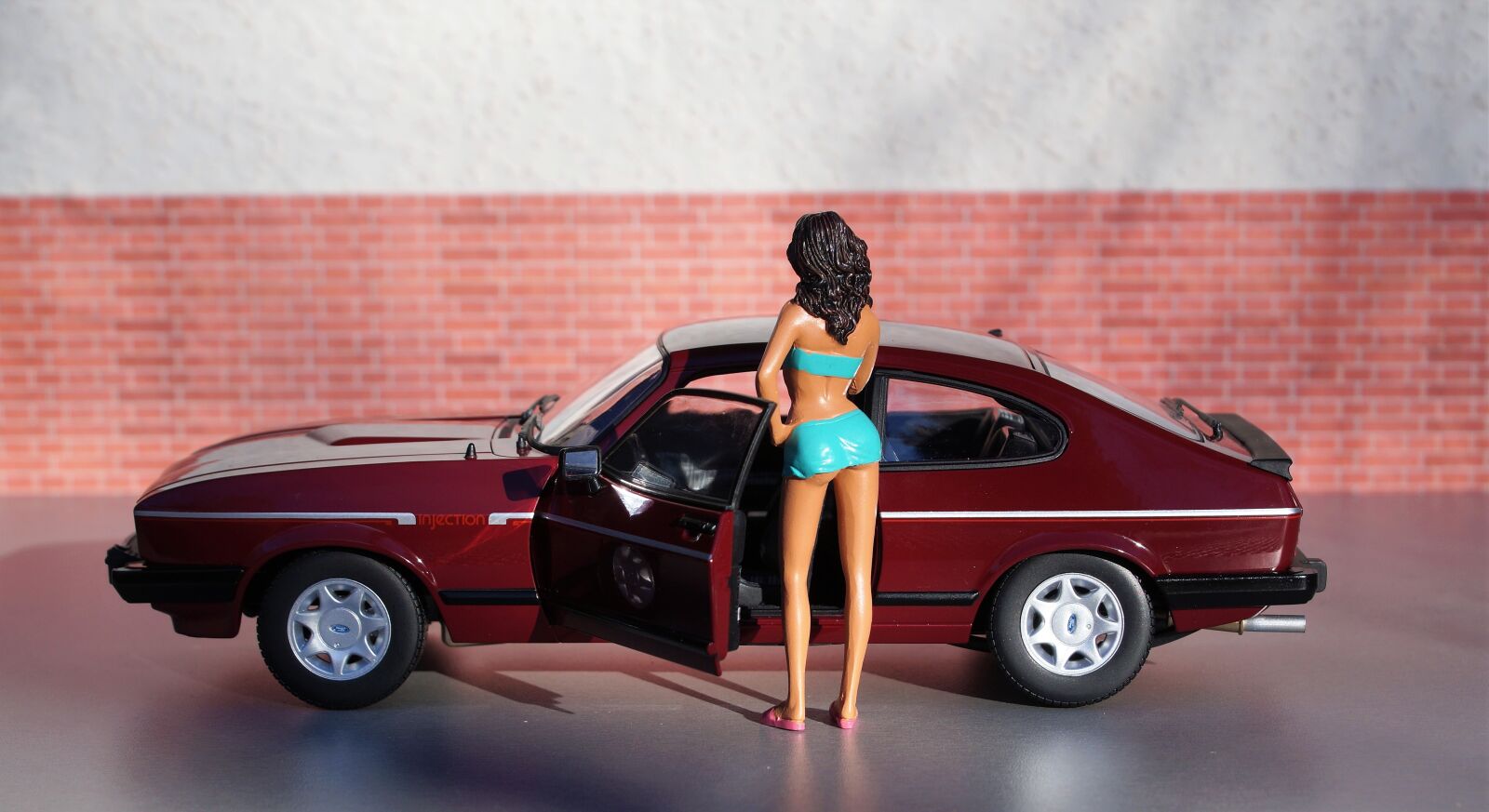 Sony DT 18-70mm F3.5-5.6 sample photo. Model car, ford, capri photography