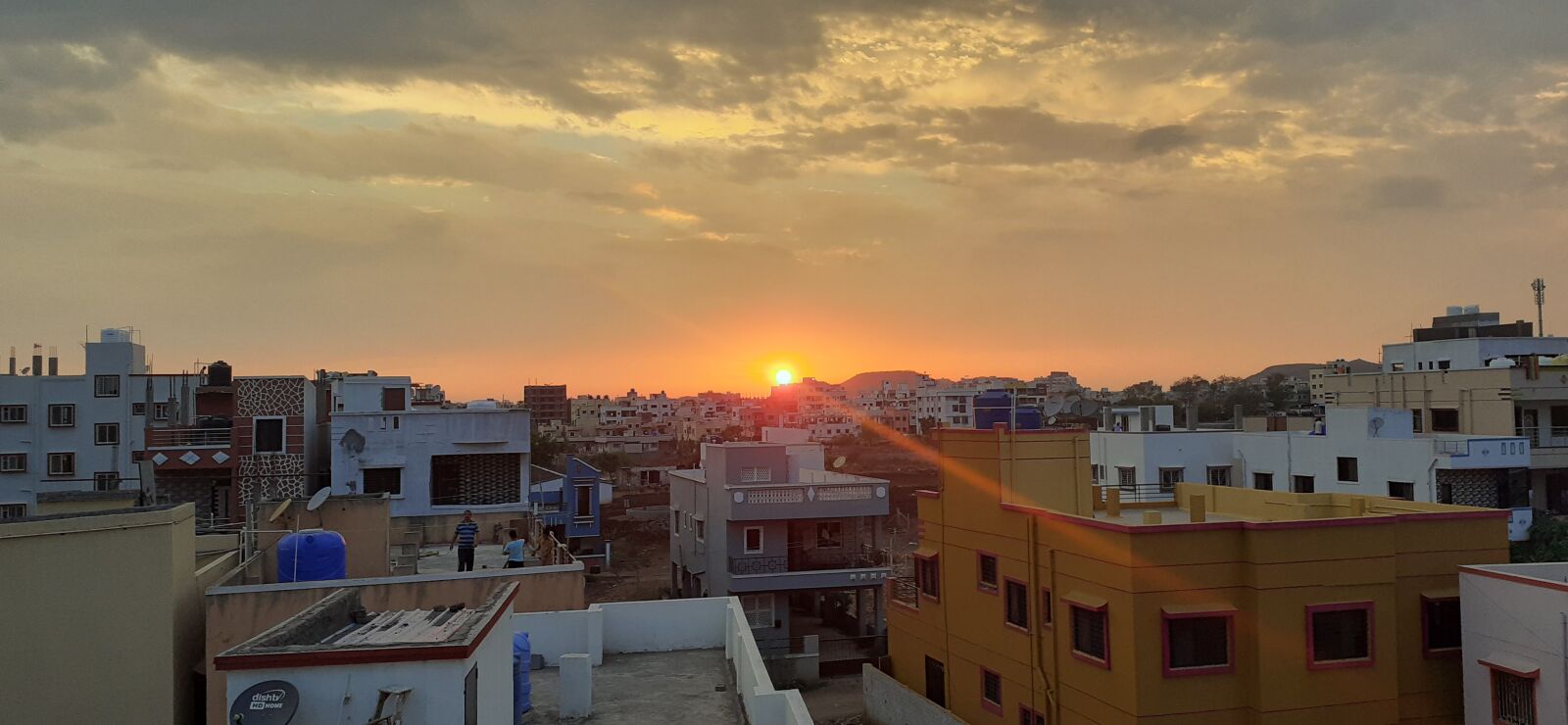 Samsung SM-M205F sample photo. Evening, time, view photography