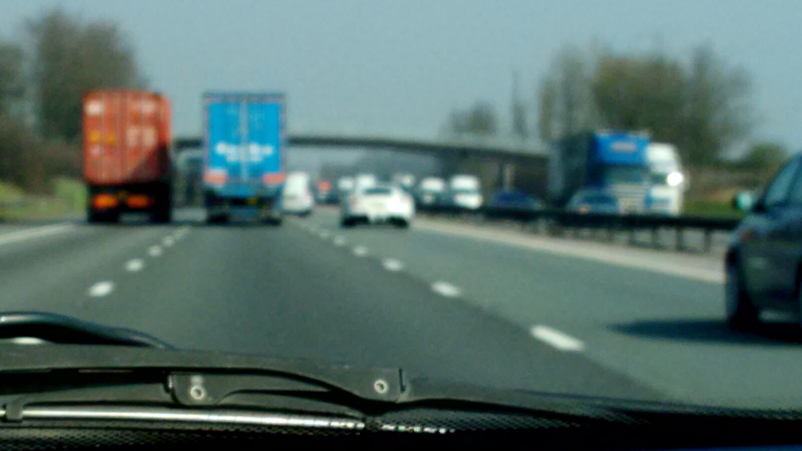 Motorola Moto G (2nd Gen) sample photo. Cars, hazey, highway, lgv photography
