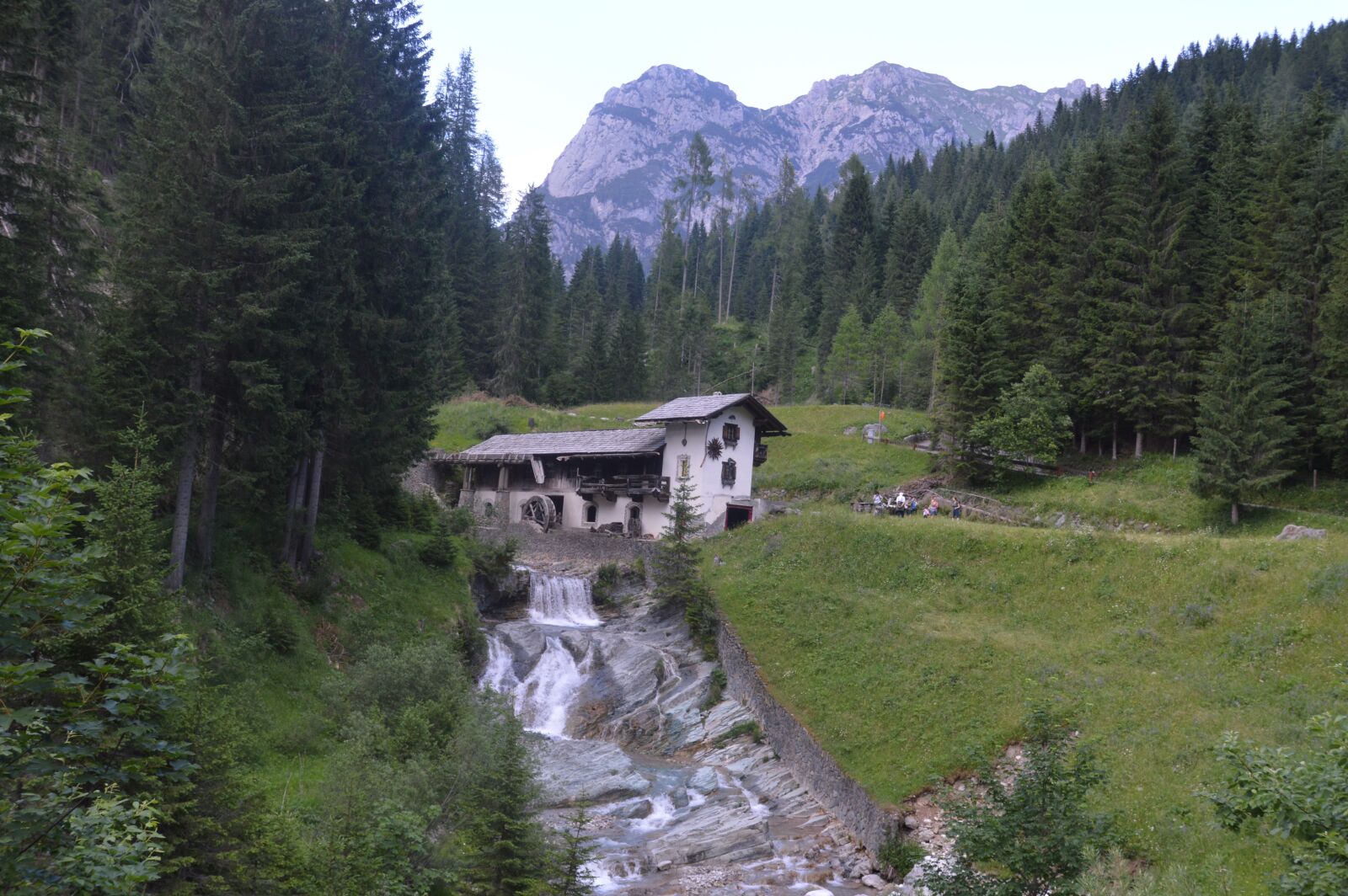Nikon D3200 sample photo. Mountains, hiking, river photography