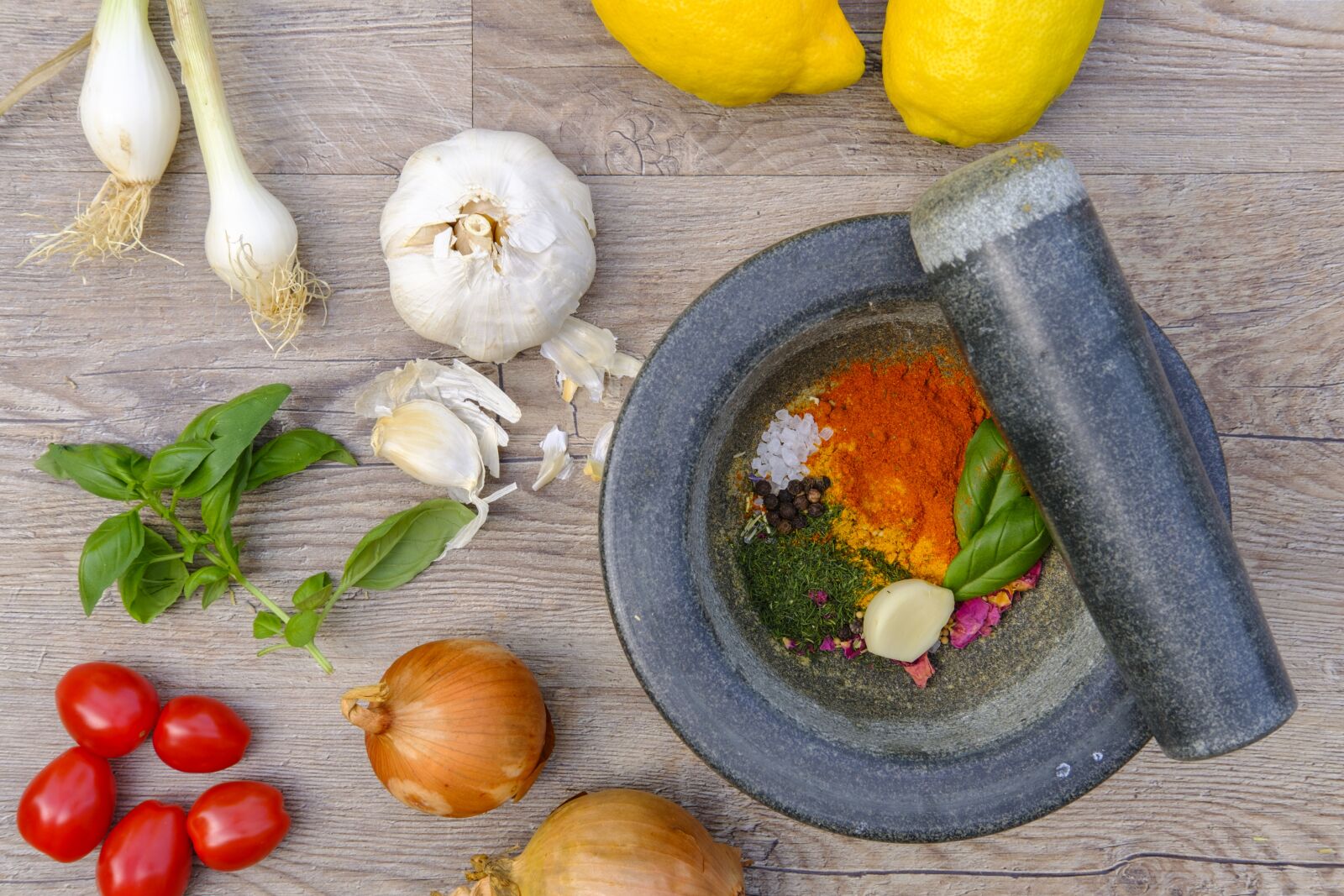 Fujifilm X-T2 + Fujifilm XF 35mm F2 R WR sample photo. Mortar, spices, spice mix photography