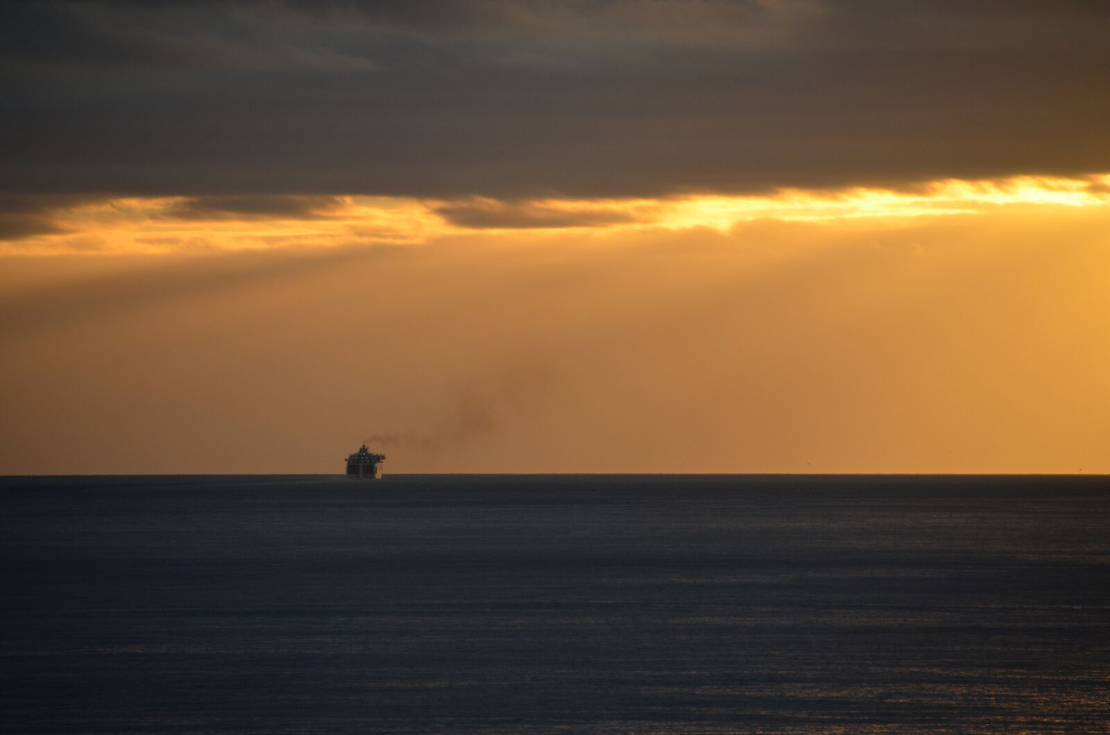 Nikon D5100 sample photo. Sunrise, sea, ship photography