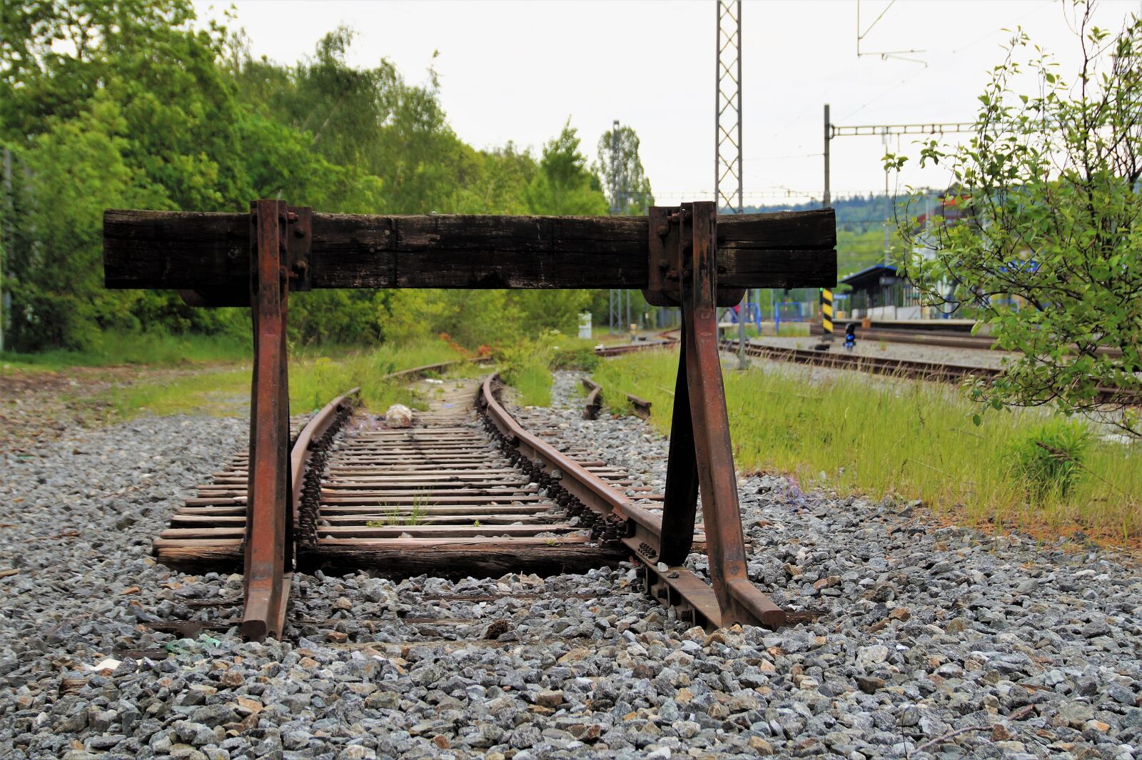 Sony SLT-A58 sample photo. Line, end, track photography