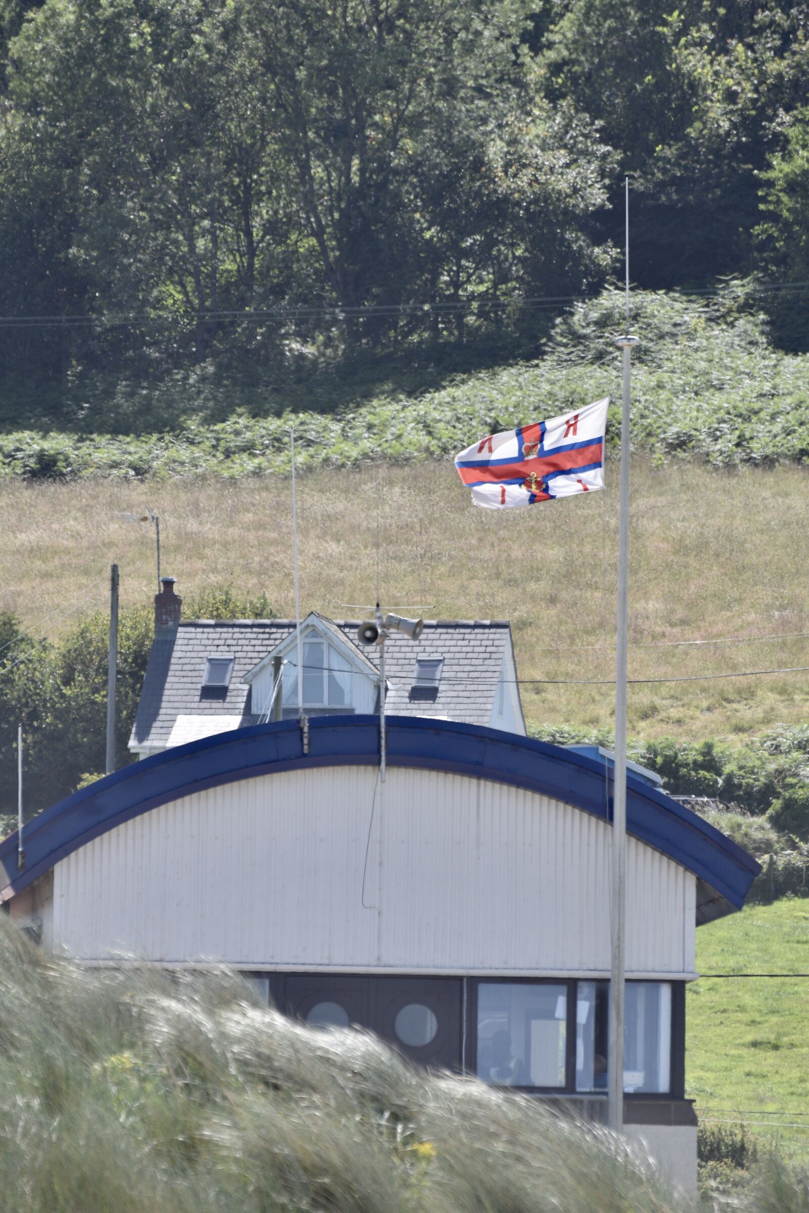 Nikon D5600 sample photo. Rnli, flag, lifeboat photography