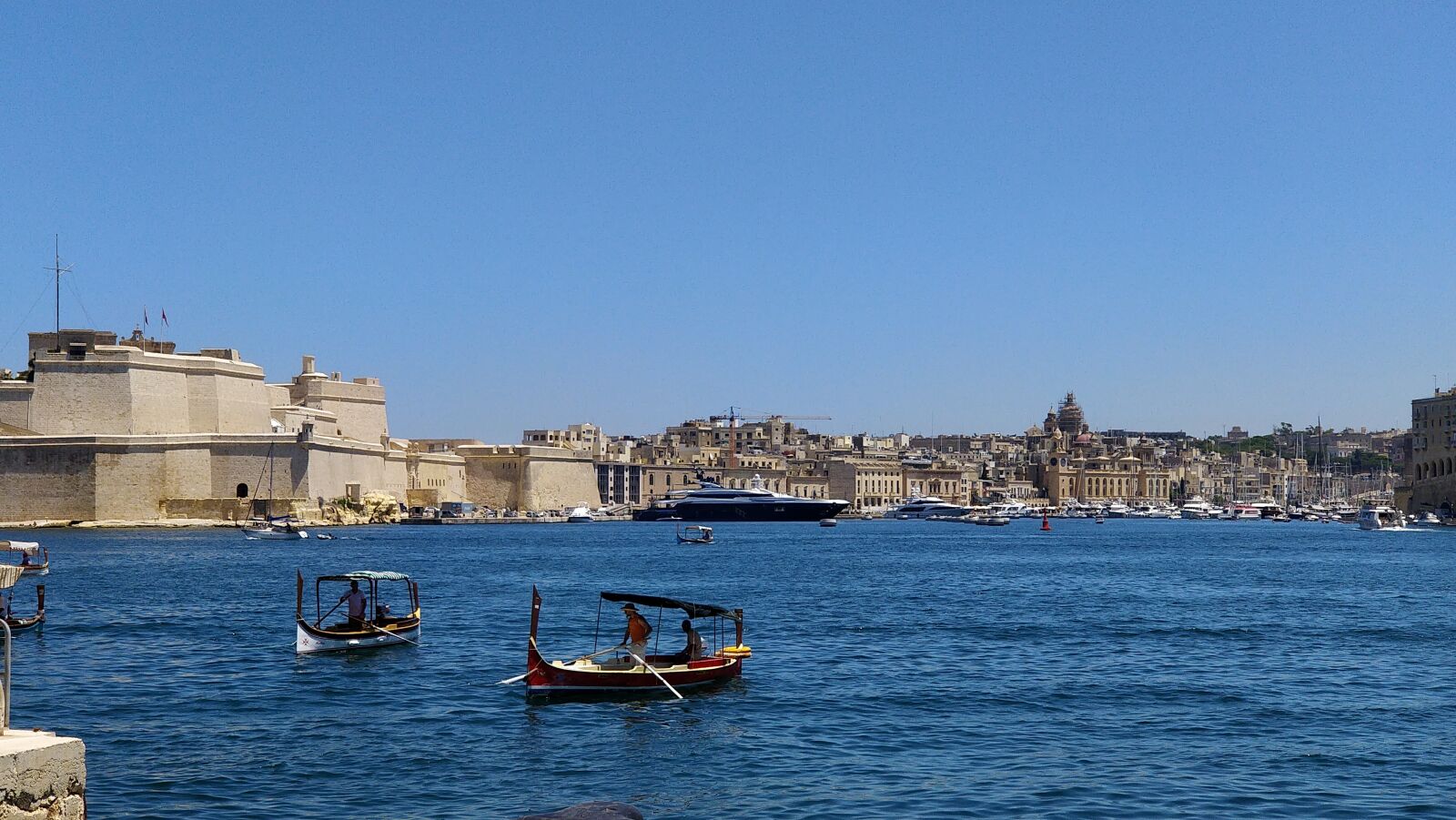 OnePlus 5 sample photo. Malta, sea, water photography